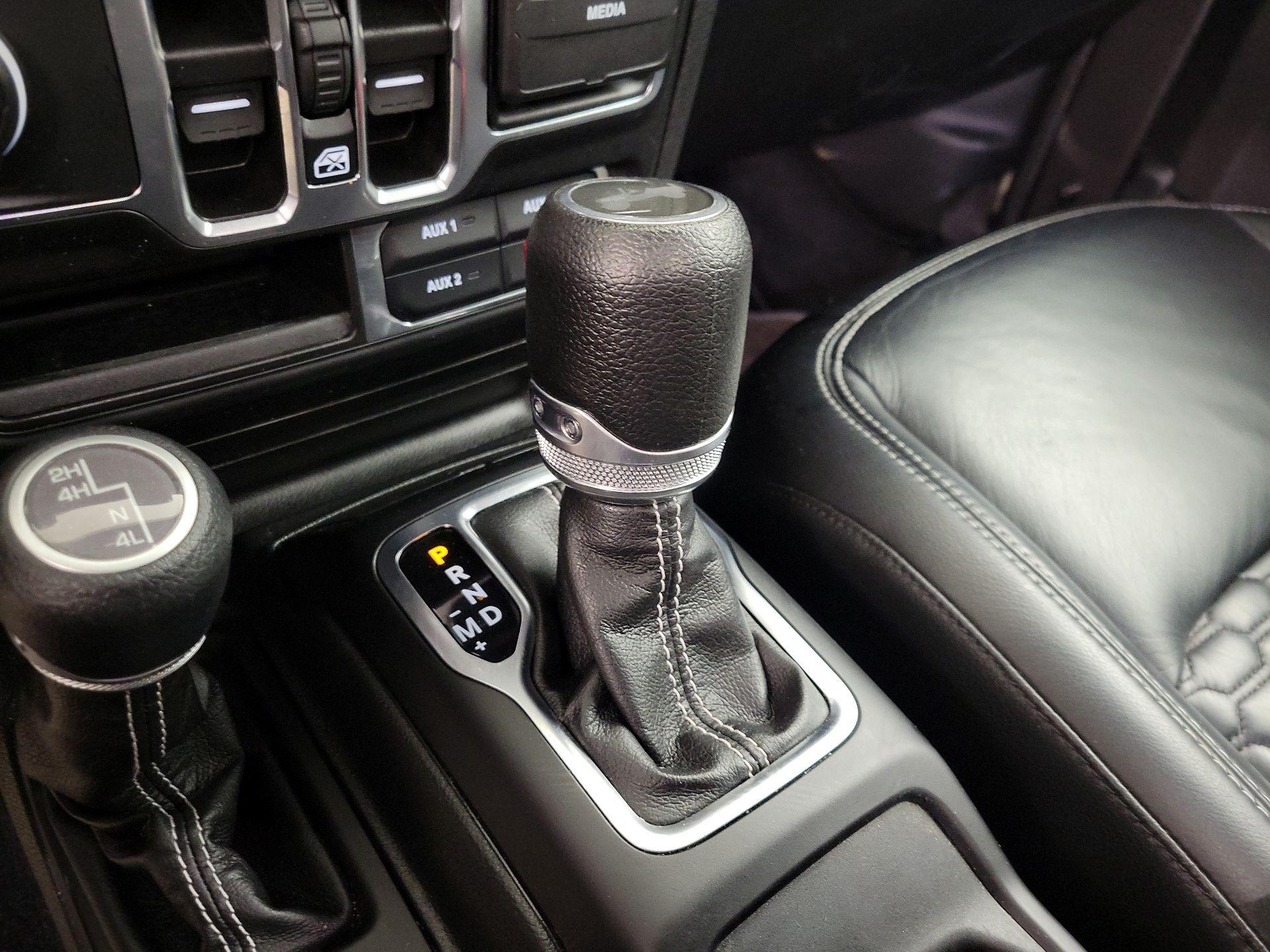 Thumbnail: 2023 Jeep Wrangler - 18