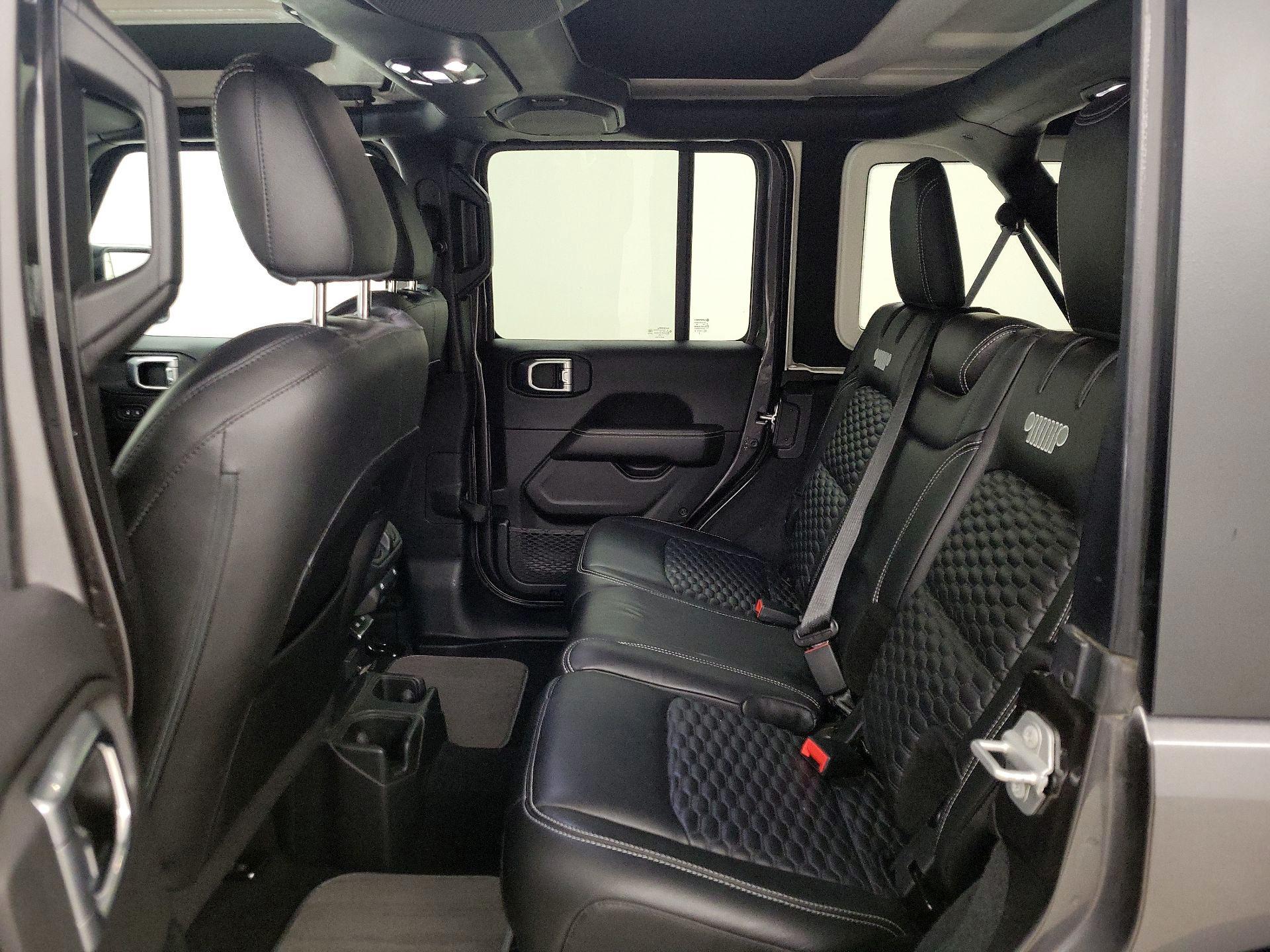 Thumbnail: 2023 Jeep Wrangler - 20