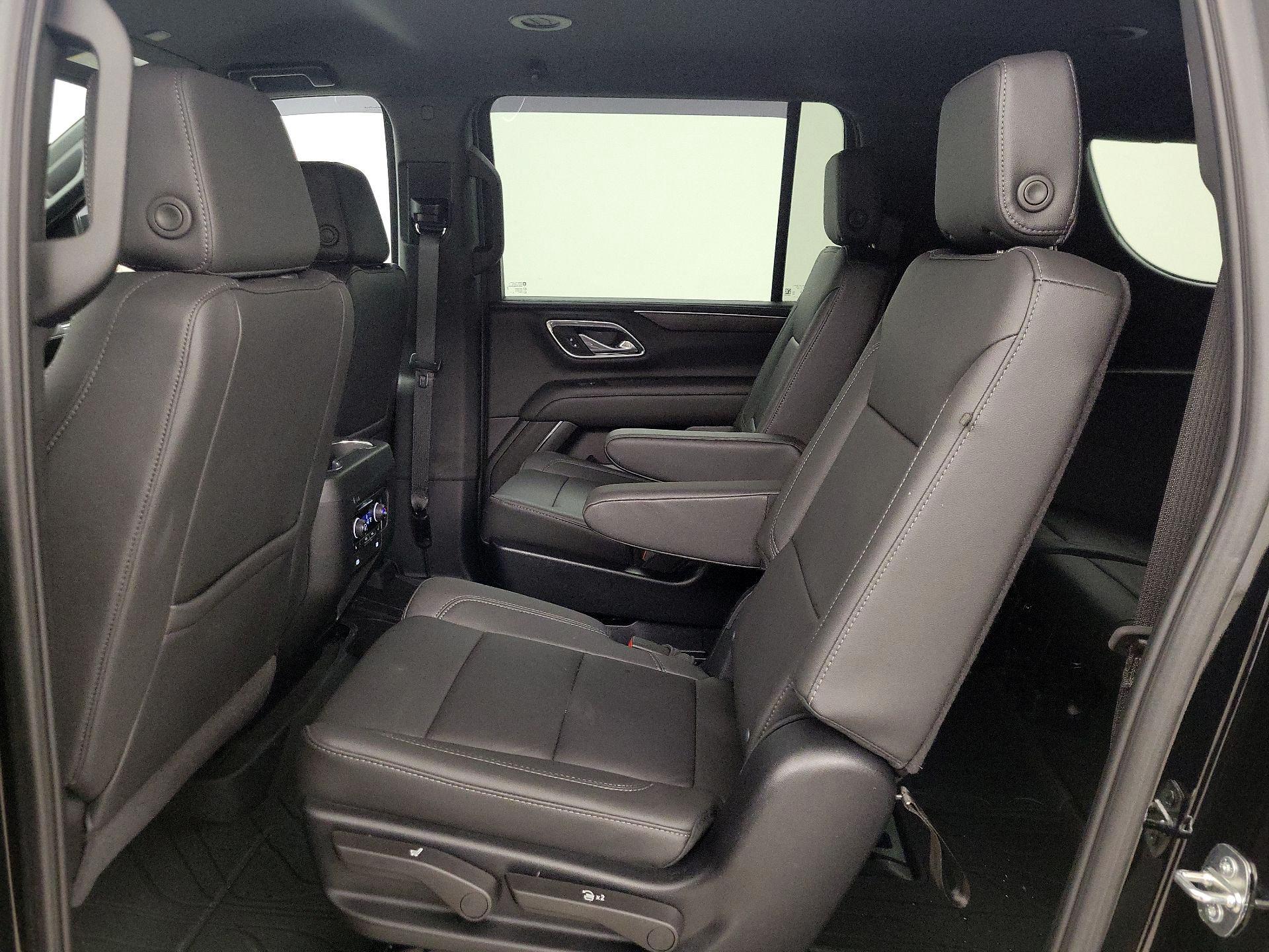 Thumbnail: 2024 Chevrolet Suburban - 19