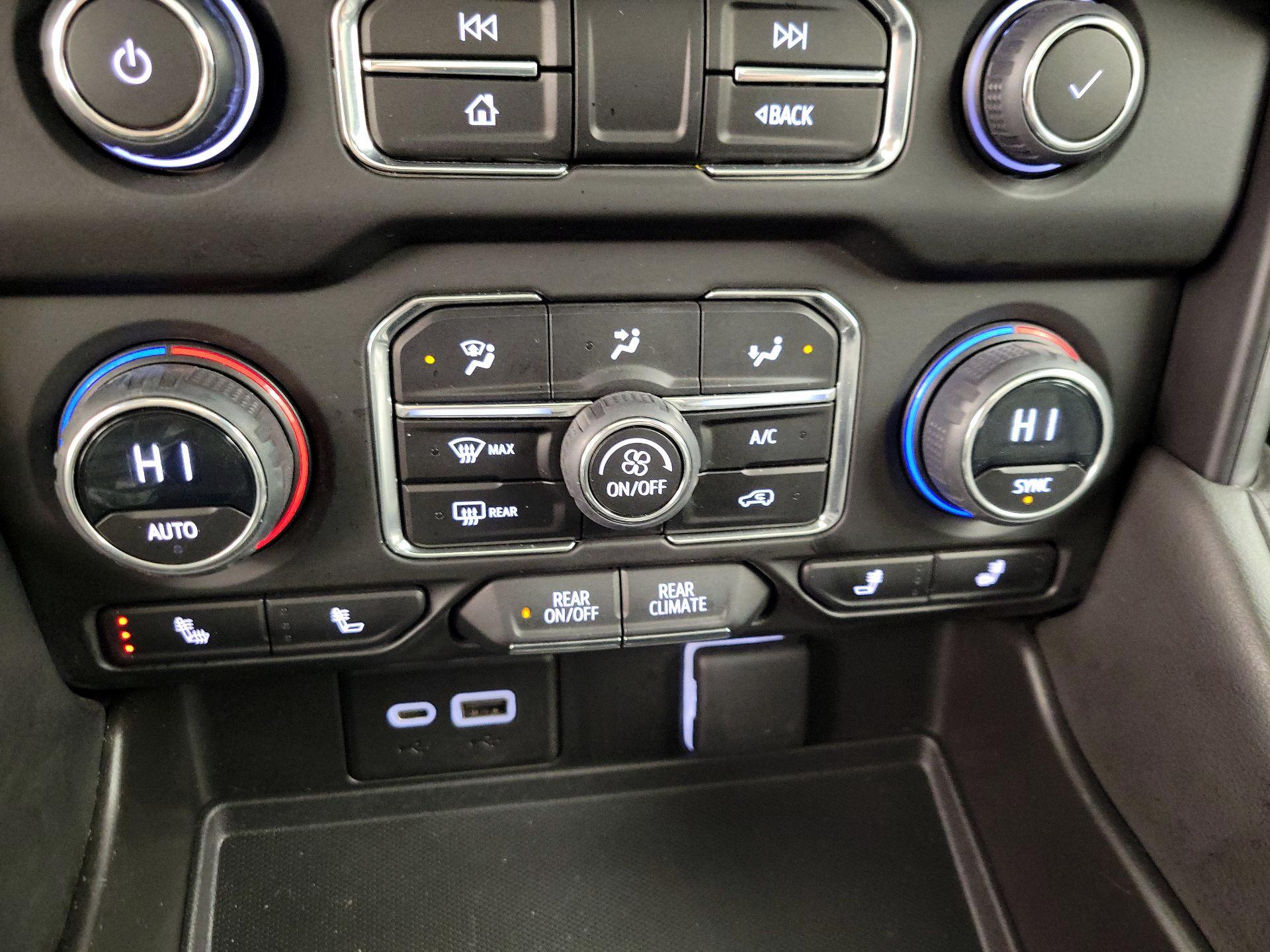 Thumbnail: 2023 Chevrolet Tahoe - 17