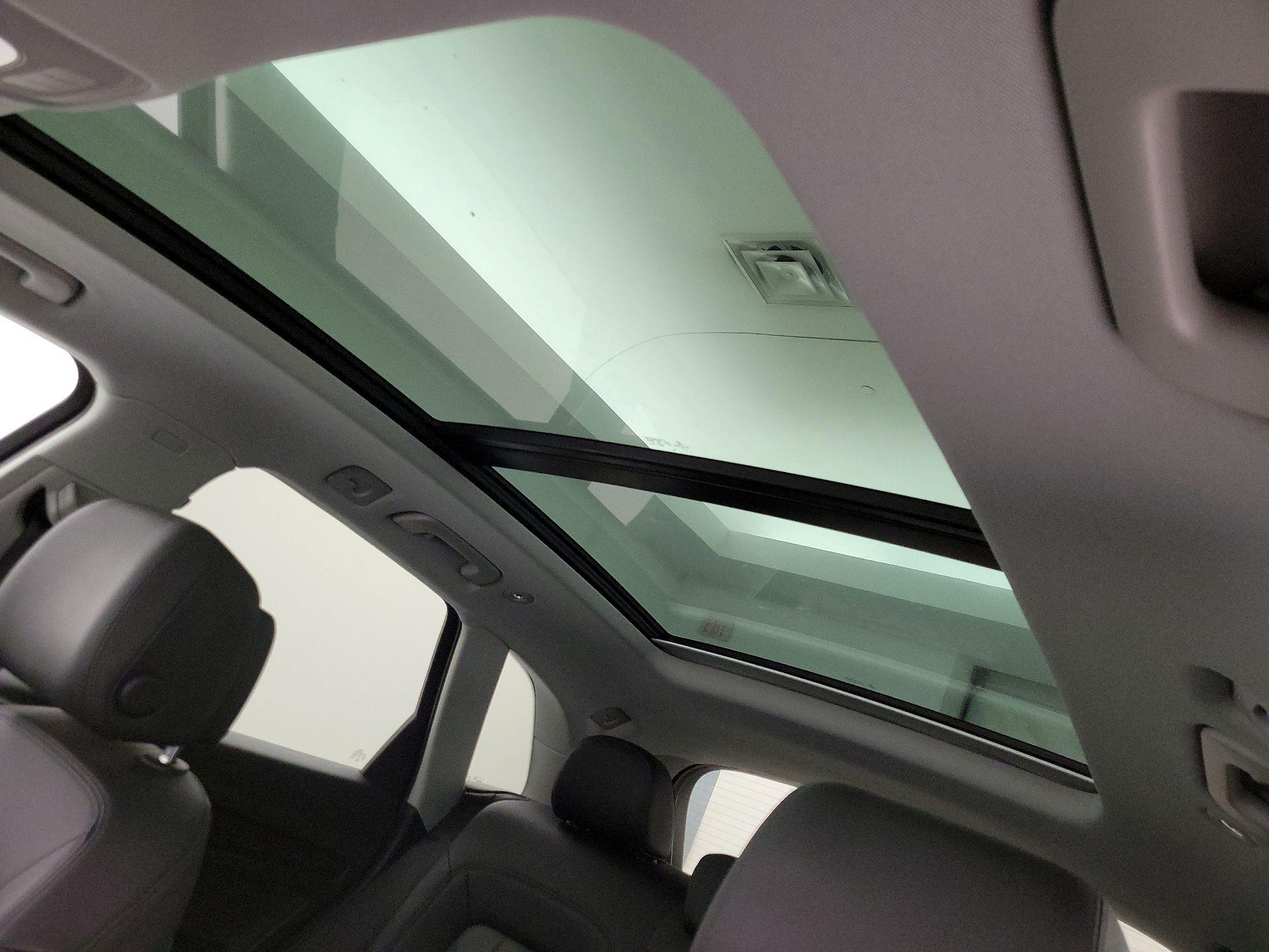 Thumbnail: 2019 Audi Q5 - 19