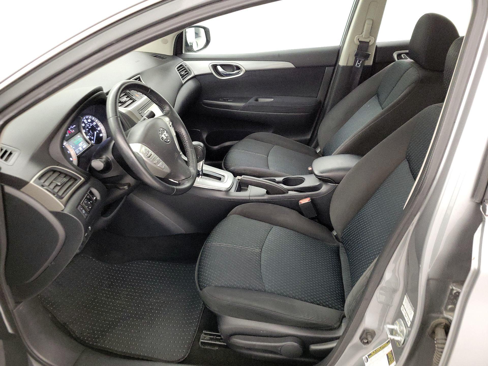 Thumbnail: 2014 Nissan Sentra - 11