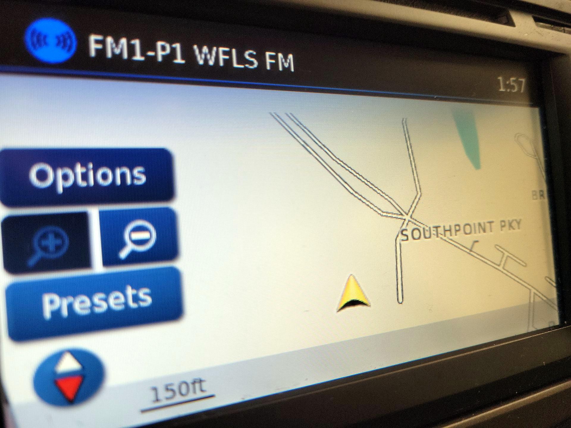 Thumbnail: 2014 Nissan Sentra - 14