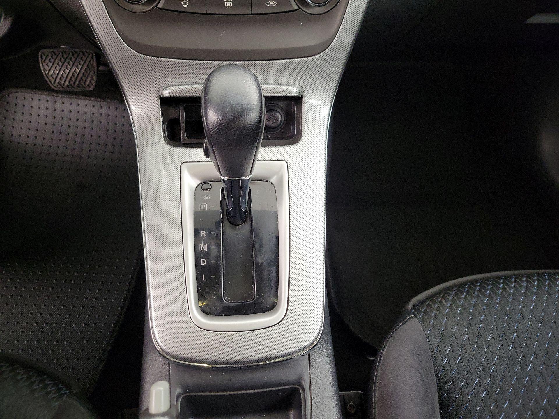 Thumbnail: 2014 Nissan Sentra - 18