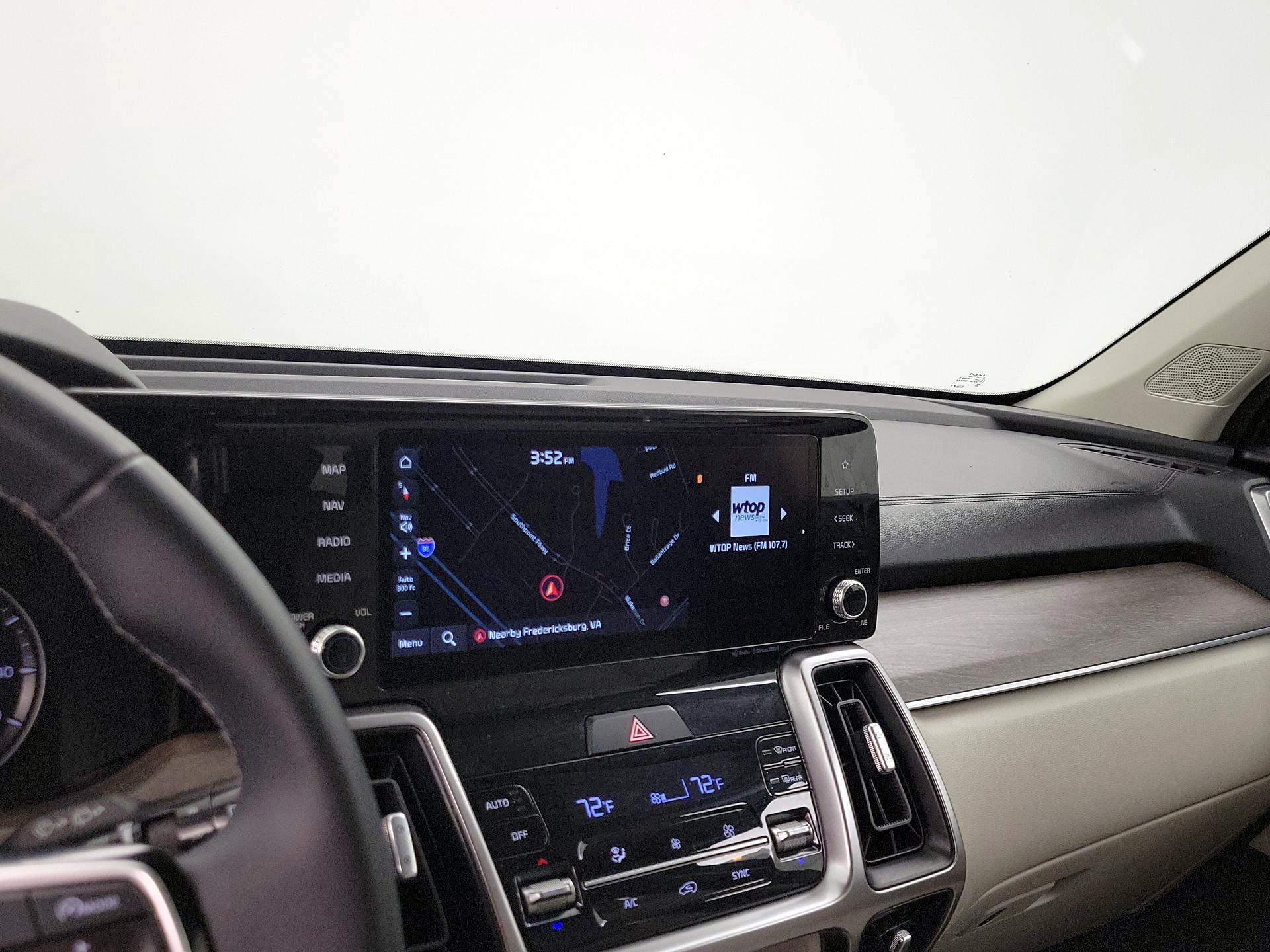 Thumbnail: 2023 Kia Sorento - 14