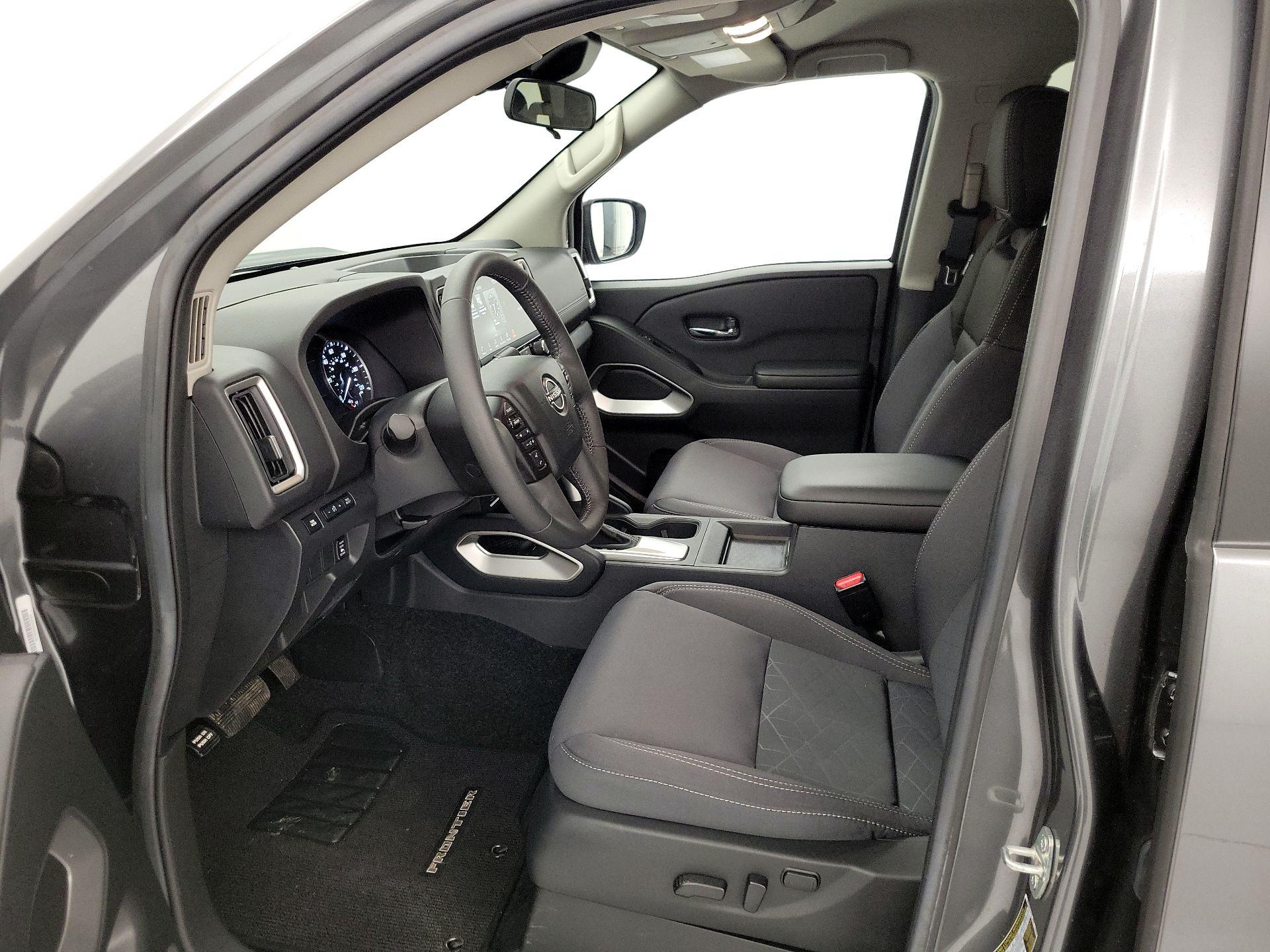 Thumbnail: 2025 Nissan Frontier - 11