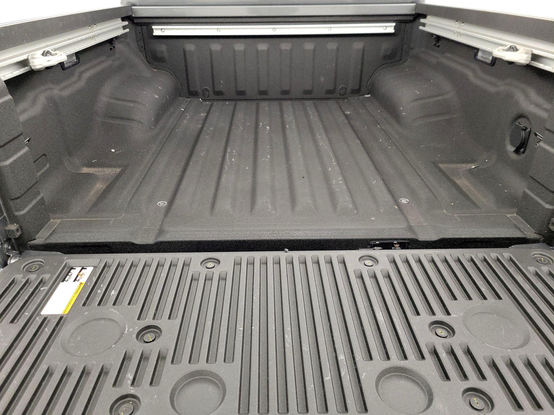 Thumbnail: 2025 Nissan Frontier - 20