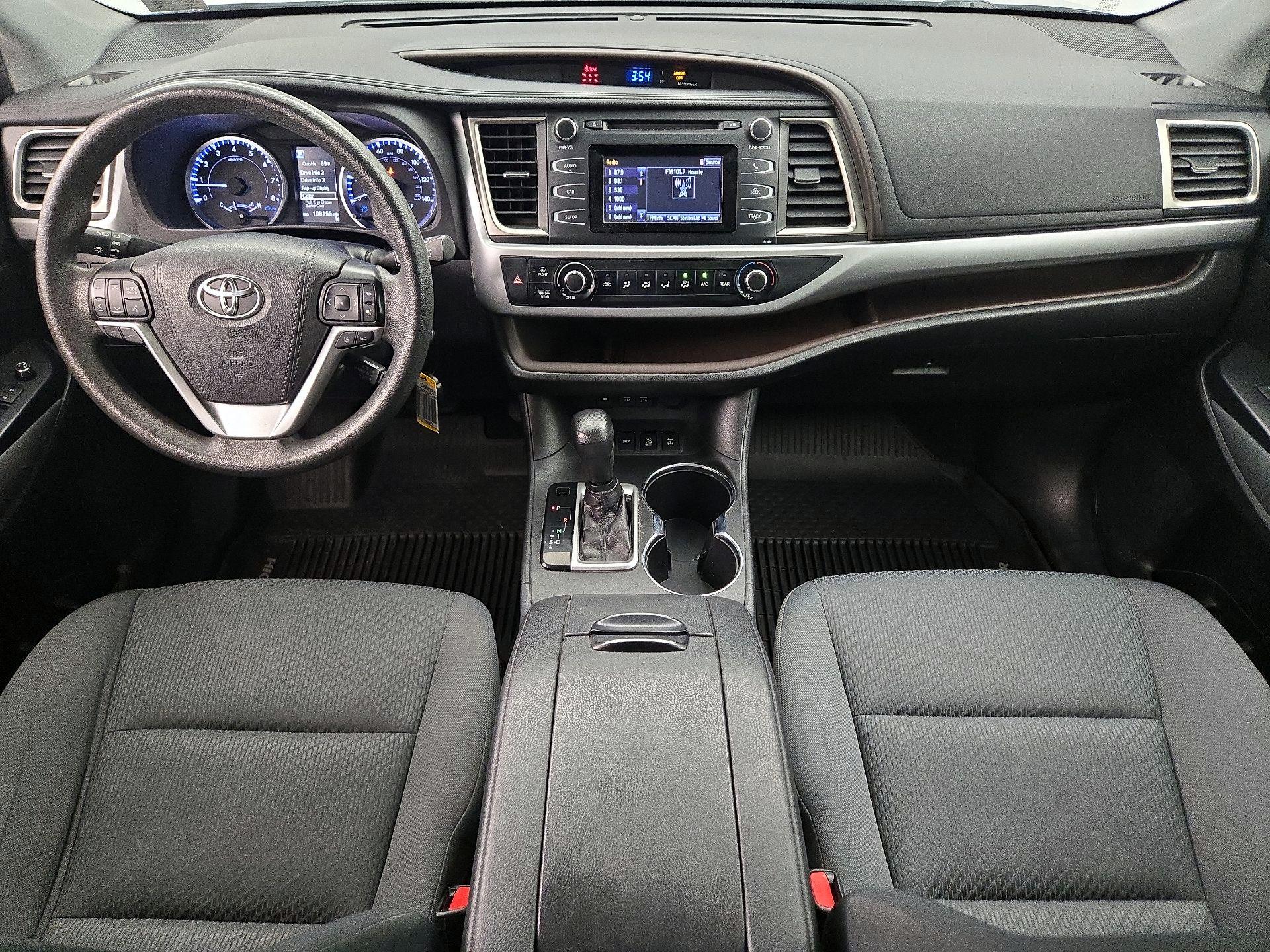 Thumbnail: 2019 Toyota Highlander - 9