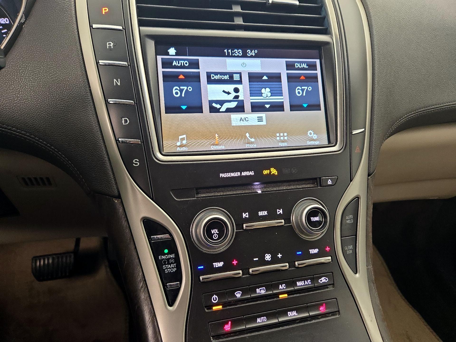 Thumbnail: 2017 Lincoln MKX - 16