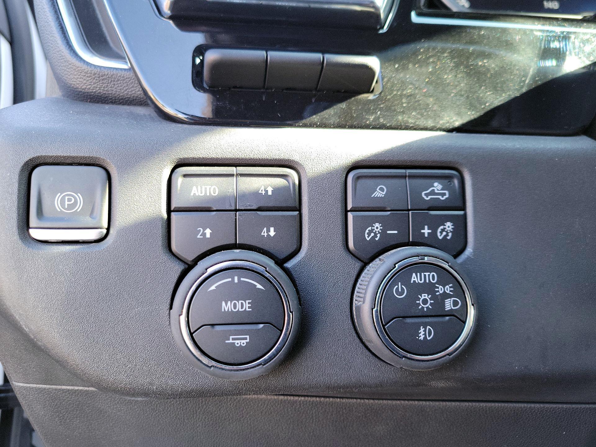 Thumbnail: 2022 Chevrolet Silverado 1500 - 11