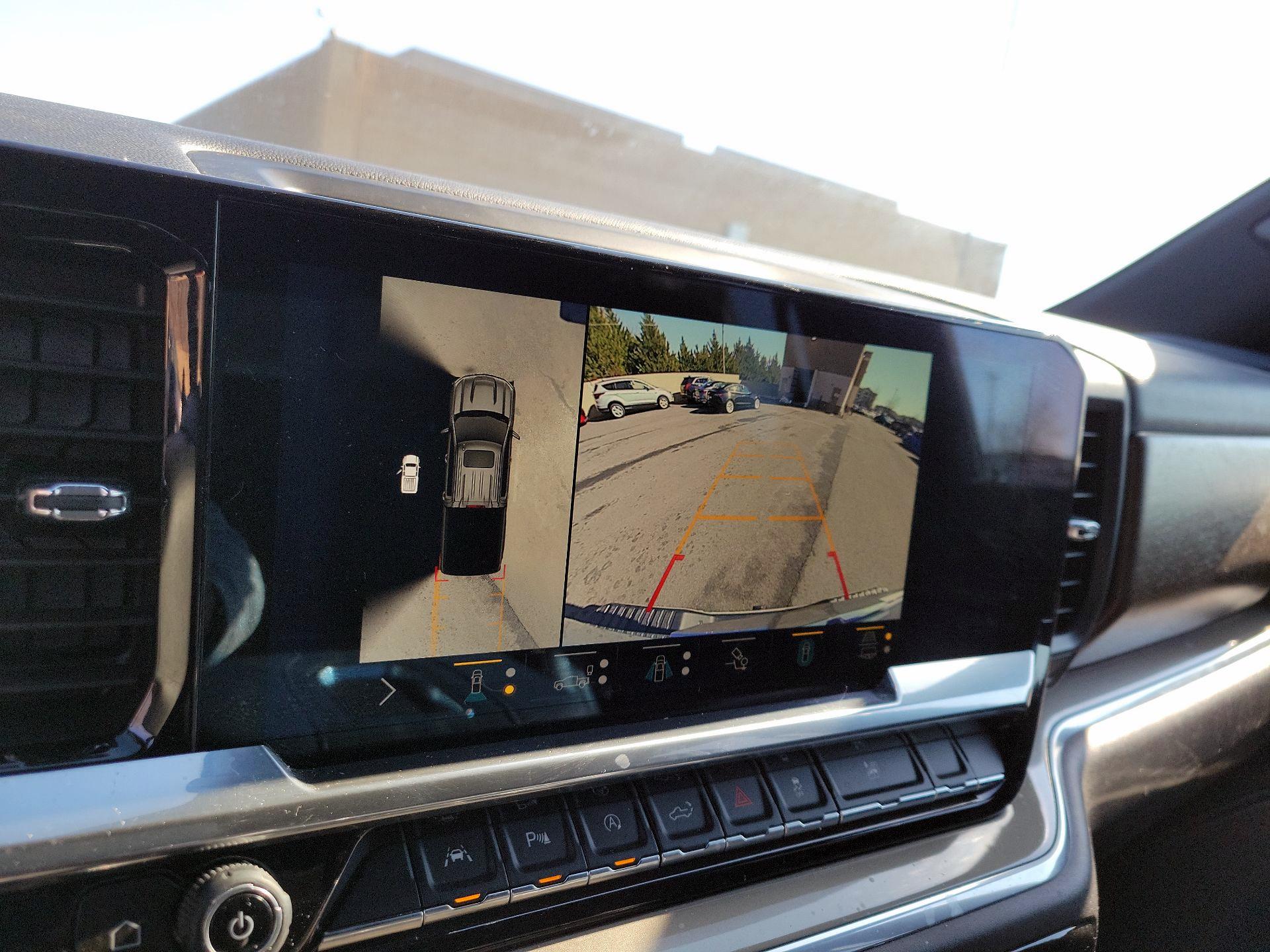 Thumbnail: 2022 Chevrolet Silverado 1500 - 13