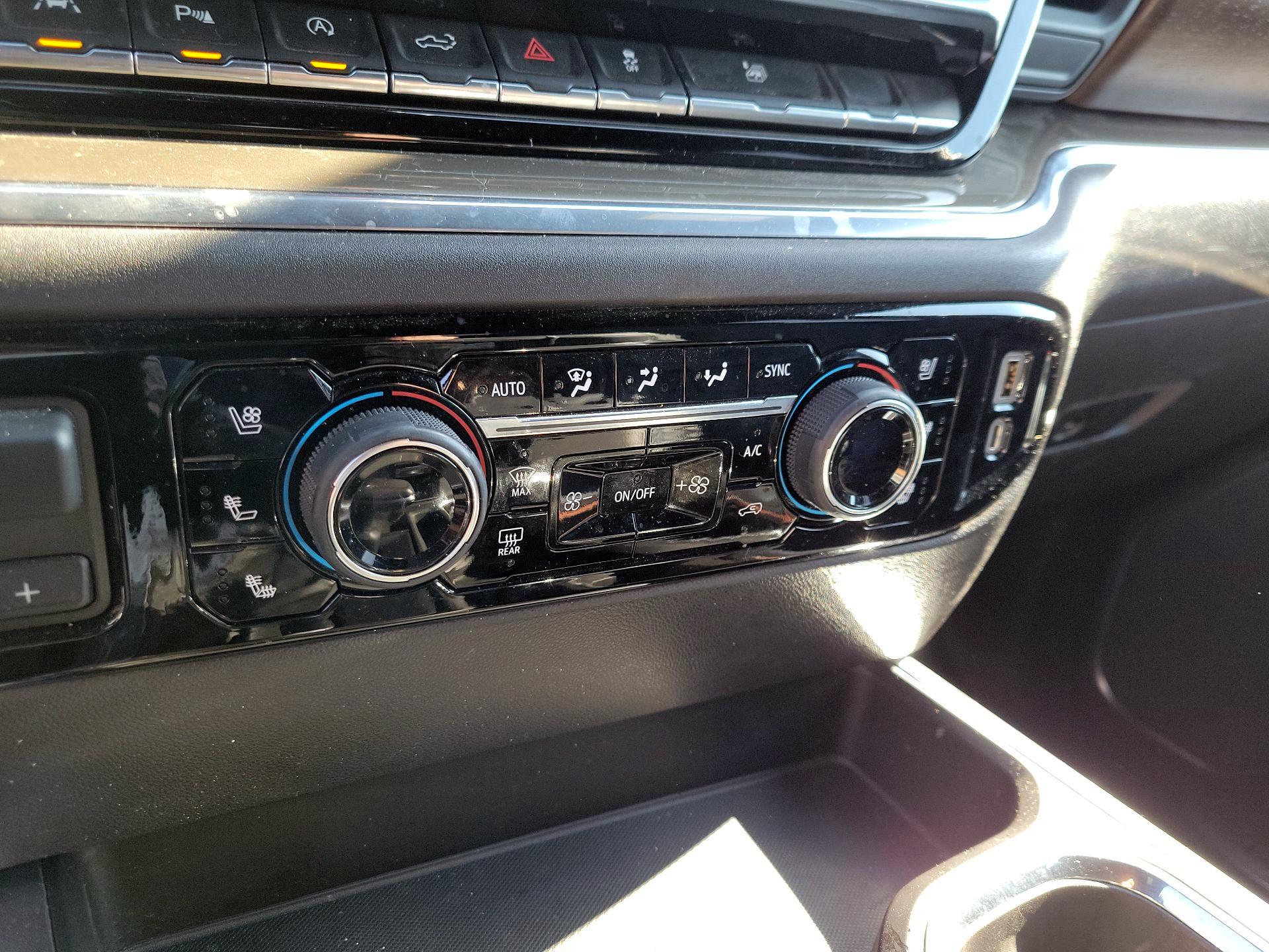 Thumbnail: 2022 Chevrolet Silverado 1500 - 15