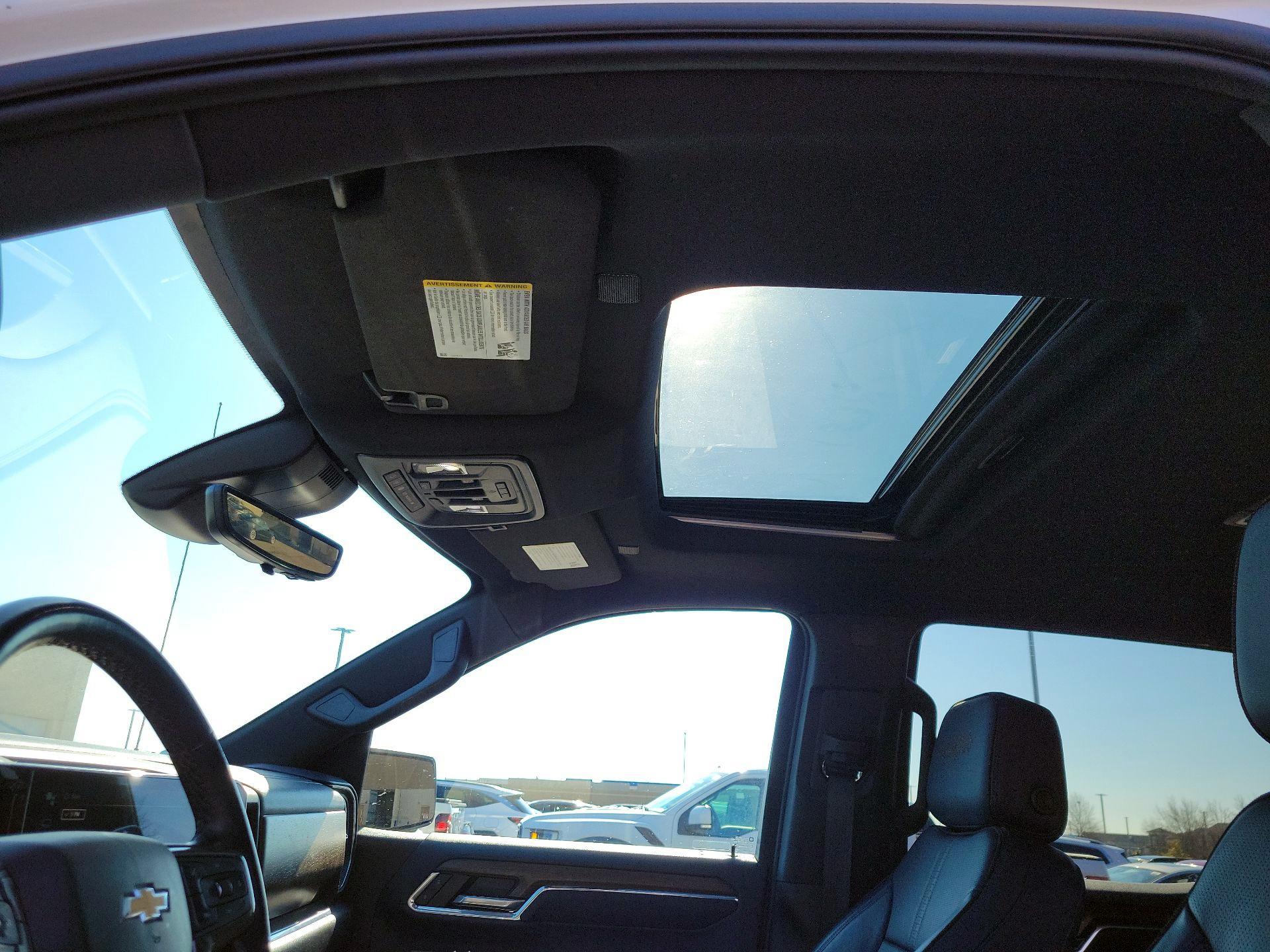 Thumbnail: 2022 Chevrolet Silverado 1500 - 18