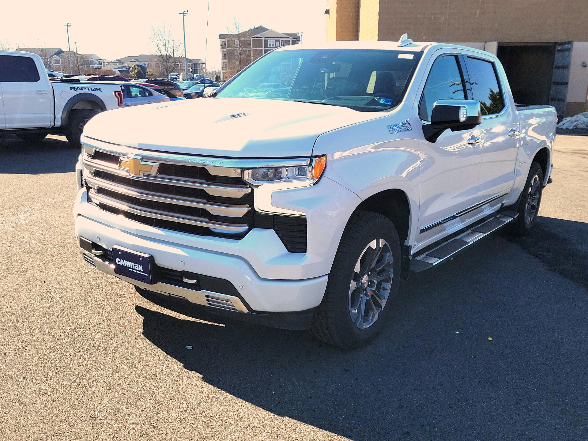 Thumbnail: 2022 Chevrolet Silverado 1500 - 3