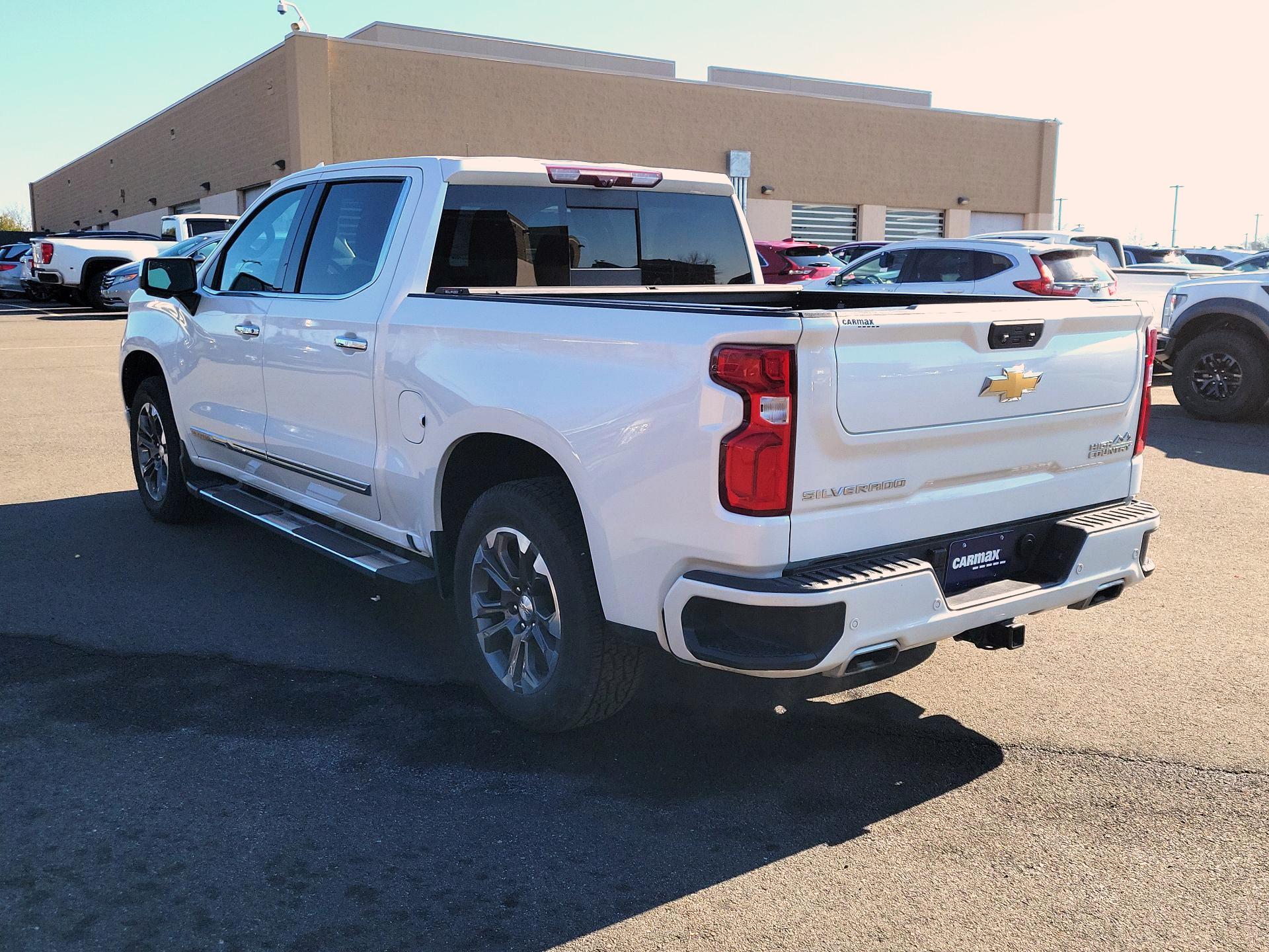 Thumbnail: 2022 Chevrolet Silverado 1500 - 7