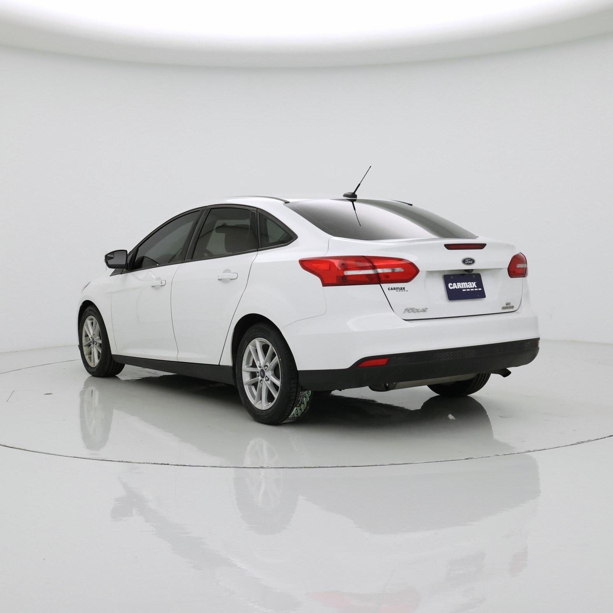 Thumbnail: 2016 Ford Focus - 2