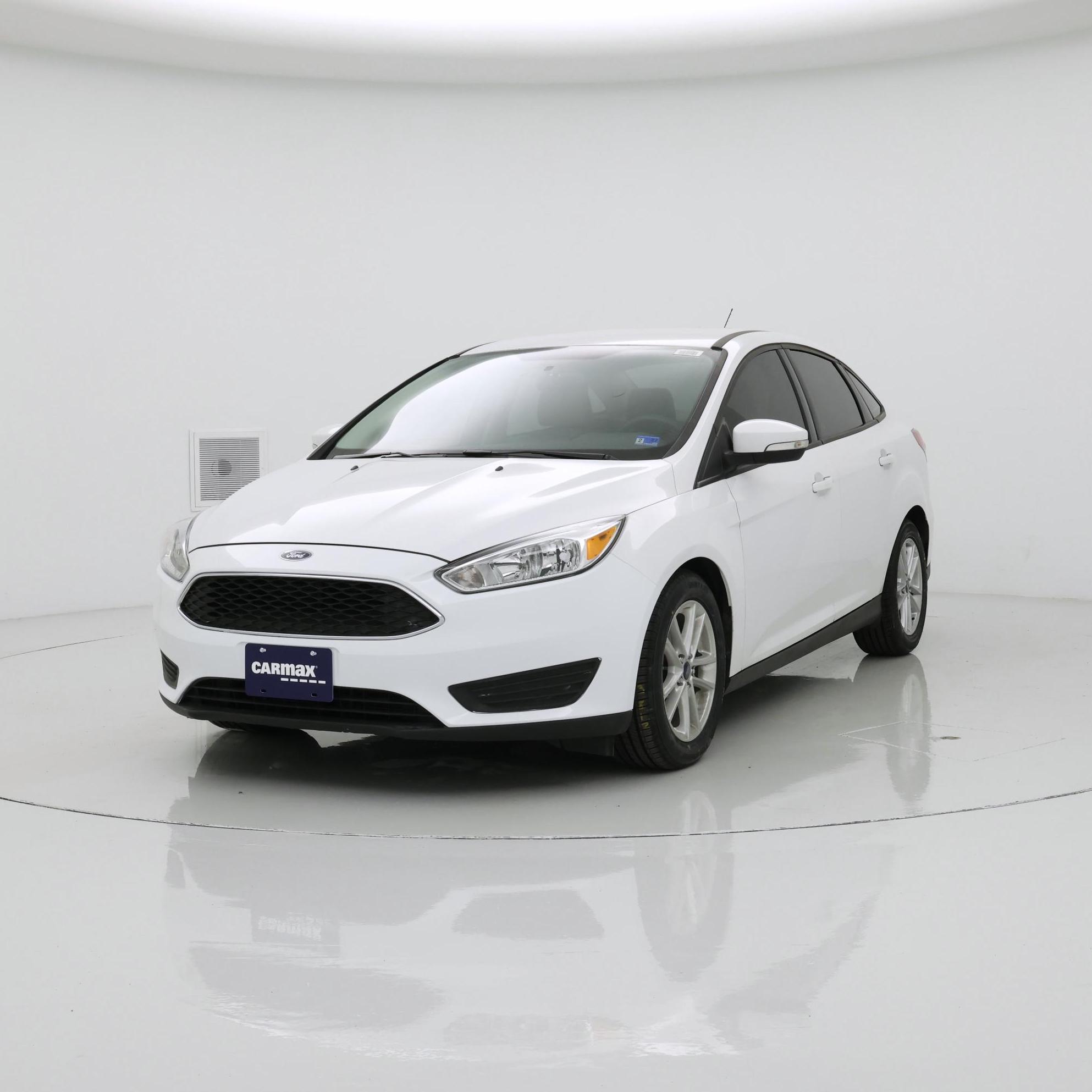 Thumbnail: 2016 Ford Focus - 4