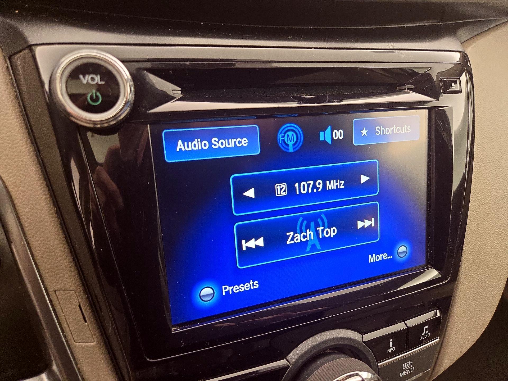 Thumbnail: 2014 Honda Odyssey - 15