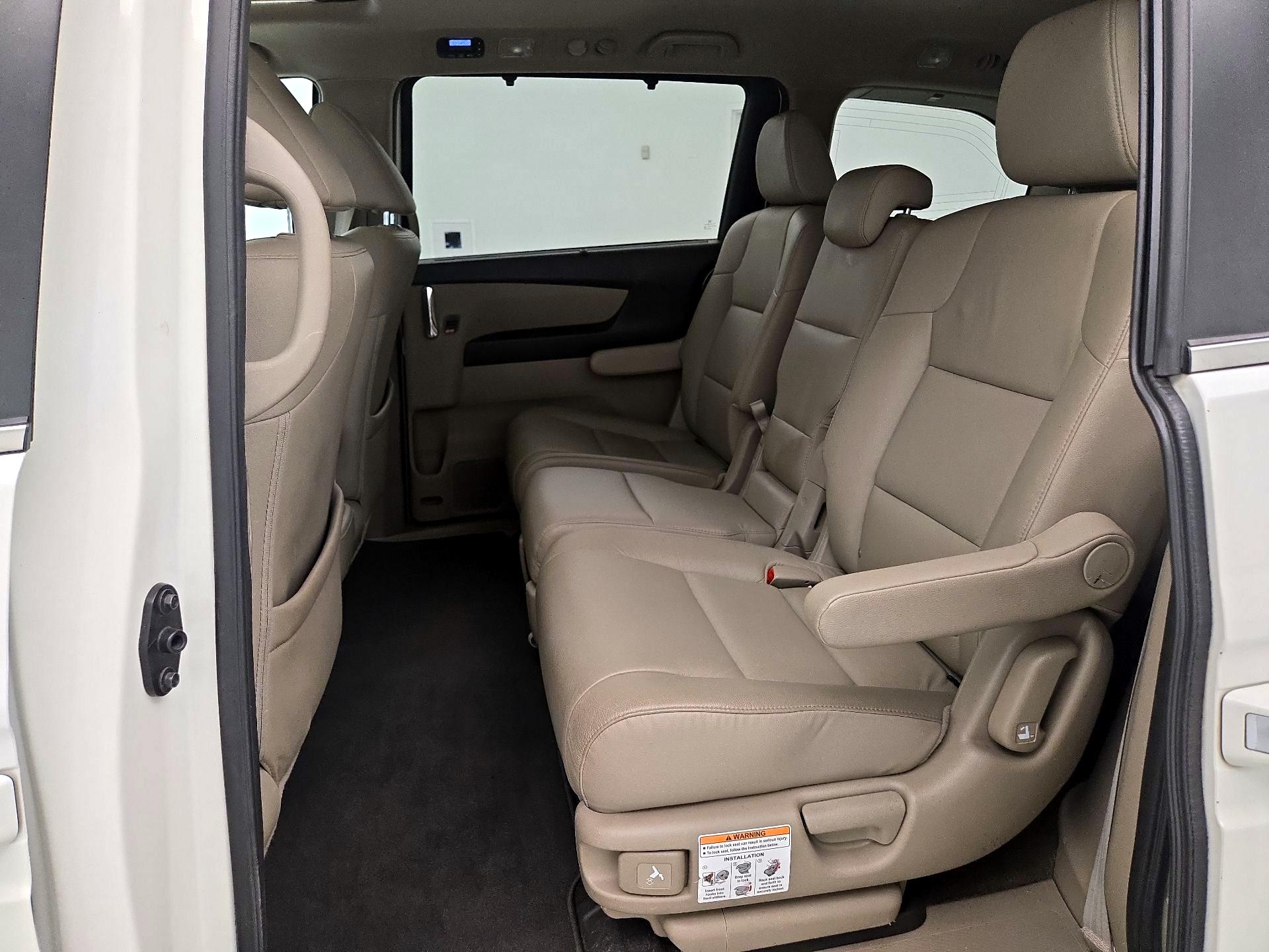 Thumbnail: 2014 Honda Odyssey - 20