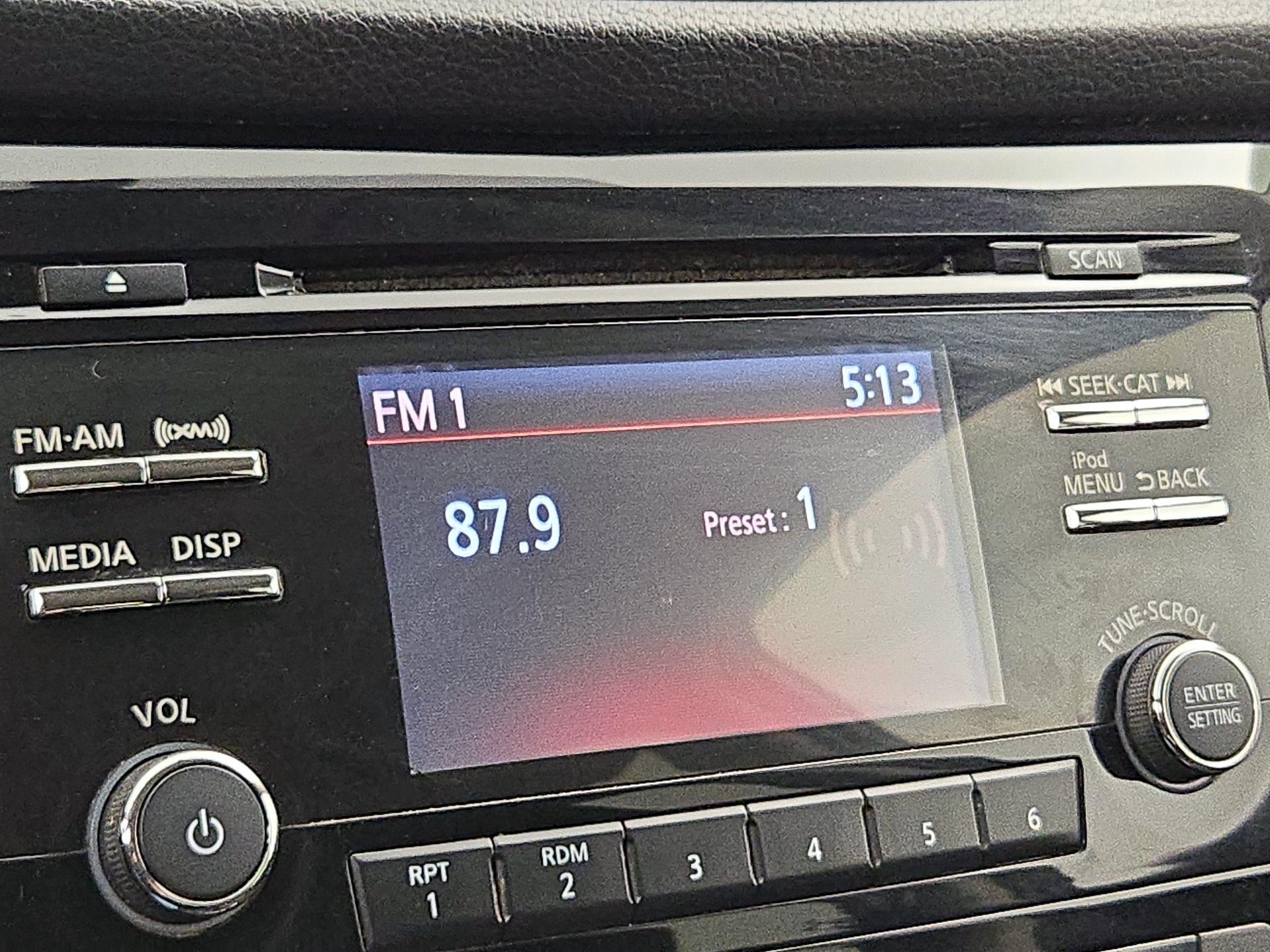 Thumbnail: 2017 Nissan Rogue - 15