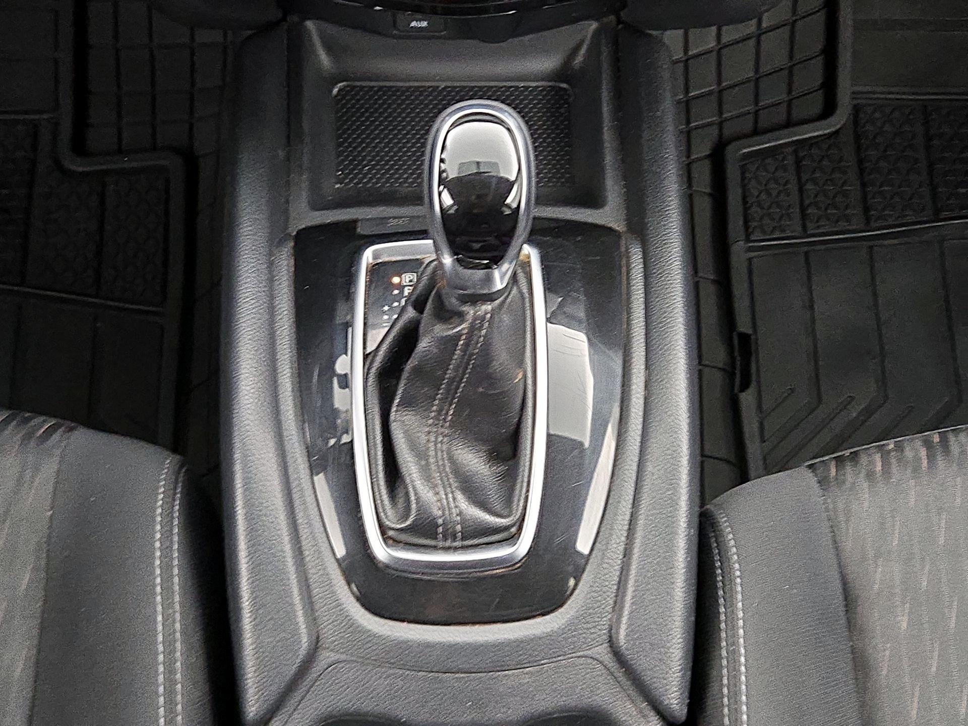 Thumbnail: 2017 Nissan Rogue - 17