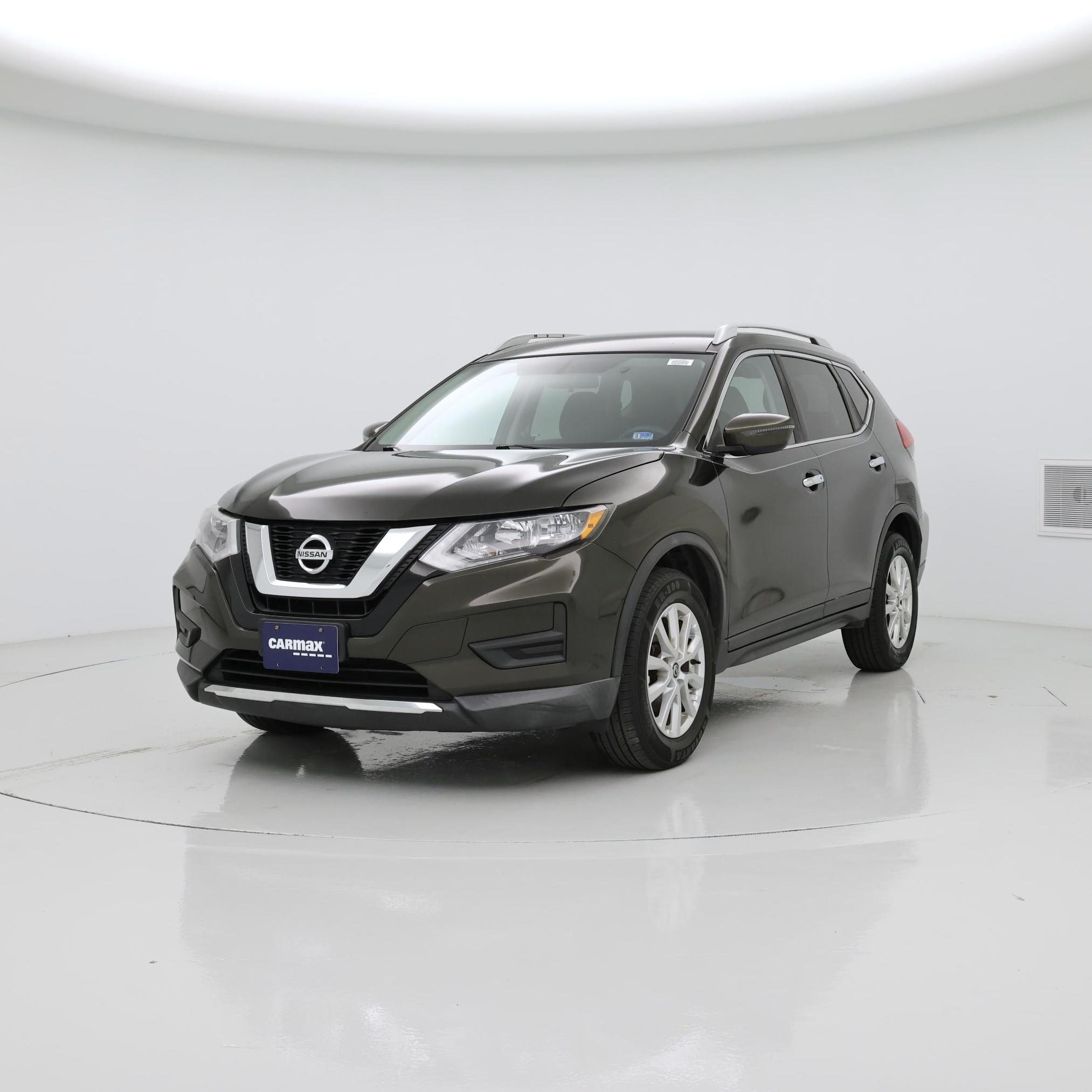 Thumbnail: 2017 Nissan Rogue - 4