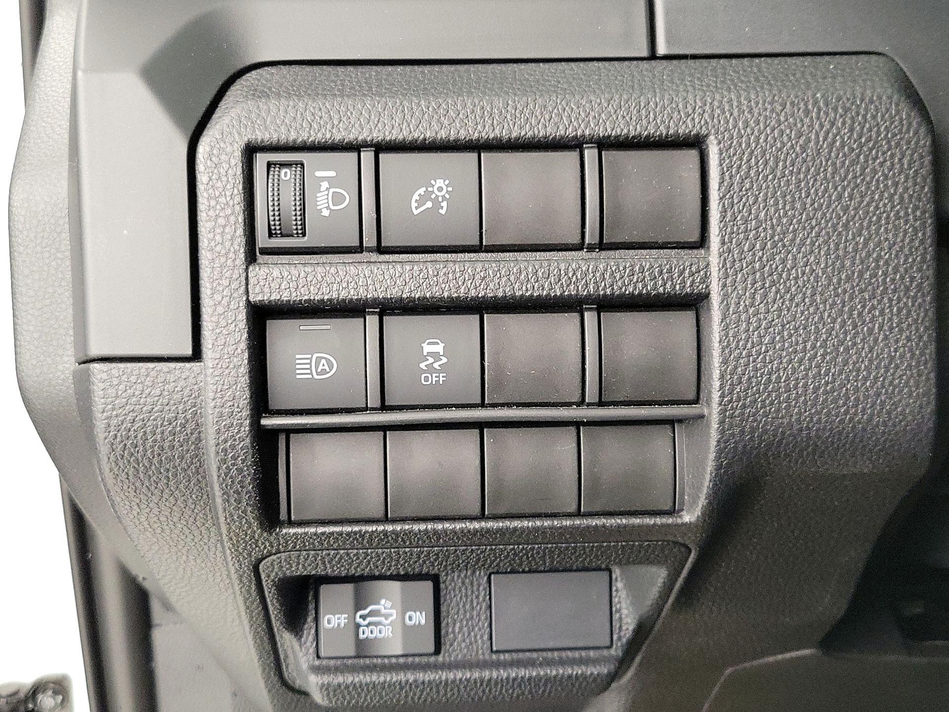 Thumbnail: 2024 Toyota Tacoma - 13