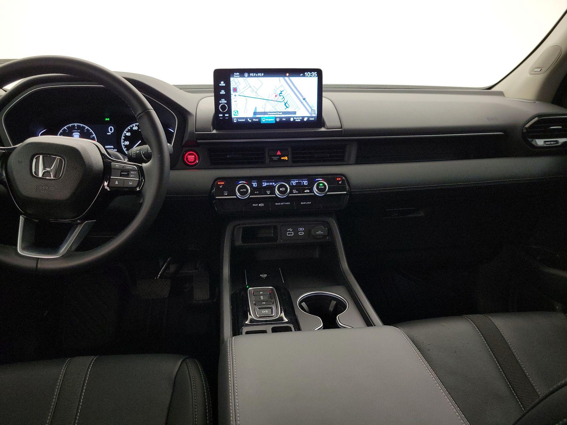 Thumbnail: 2025 Honda Pilot - 9