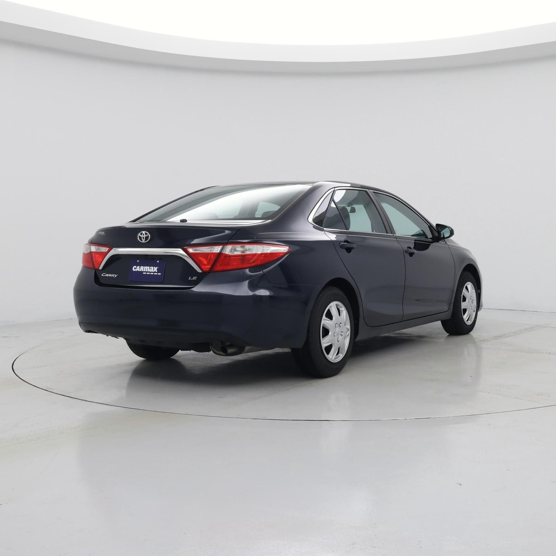 Thumbnail: 2016 Toyota Camry - 8