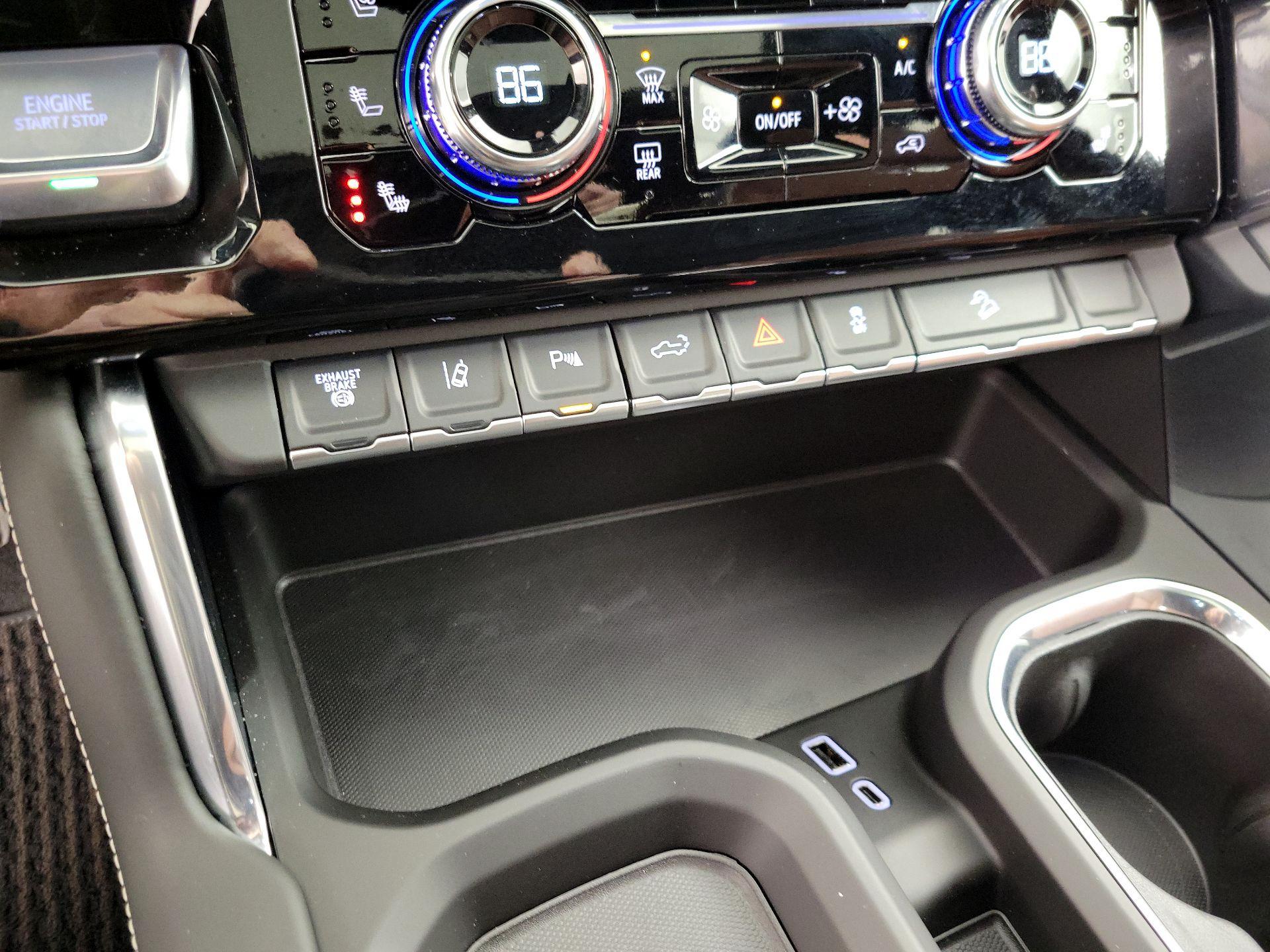 Thumbnail: 2026 GMC Sierra 2500 - 17