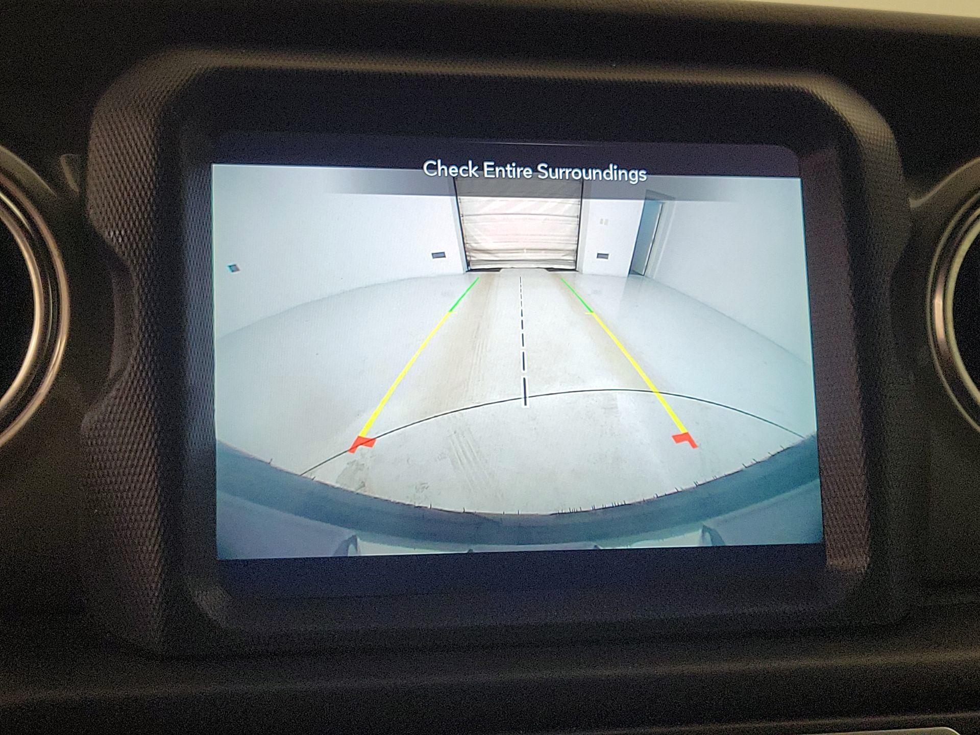 Thumbnail: 2020 Jeep Wrangler - 15