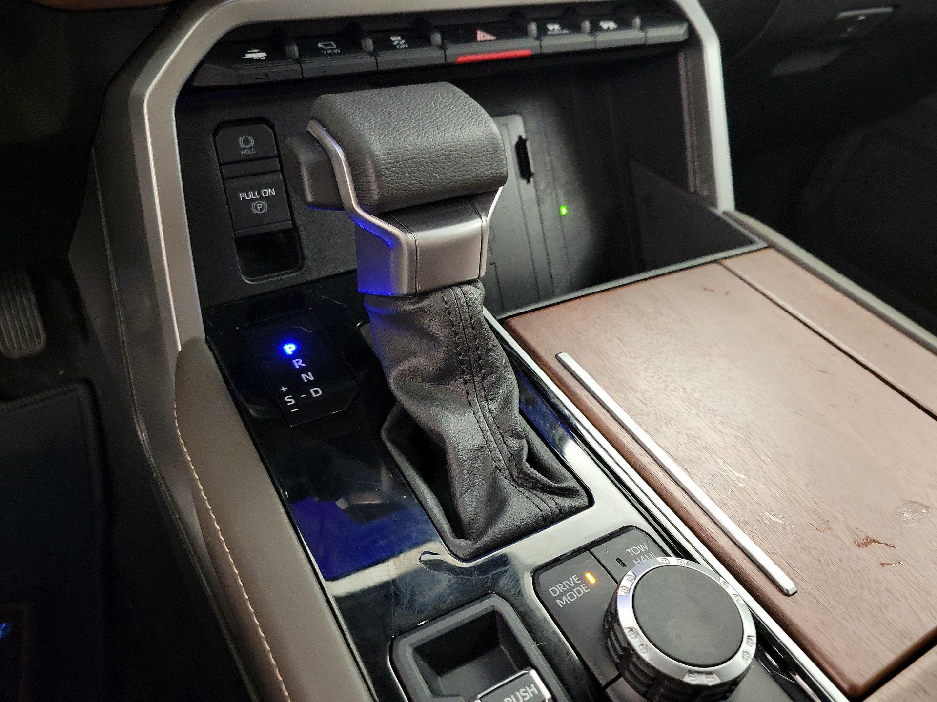 Thumbnail: 2024 Toyota Tundra - 17