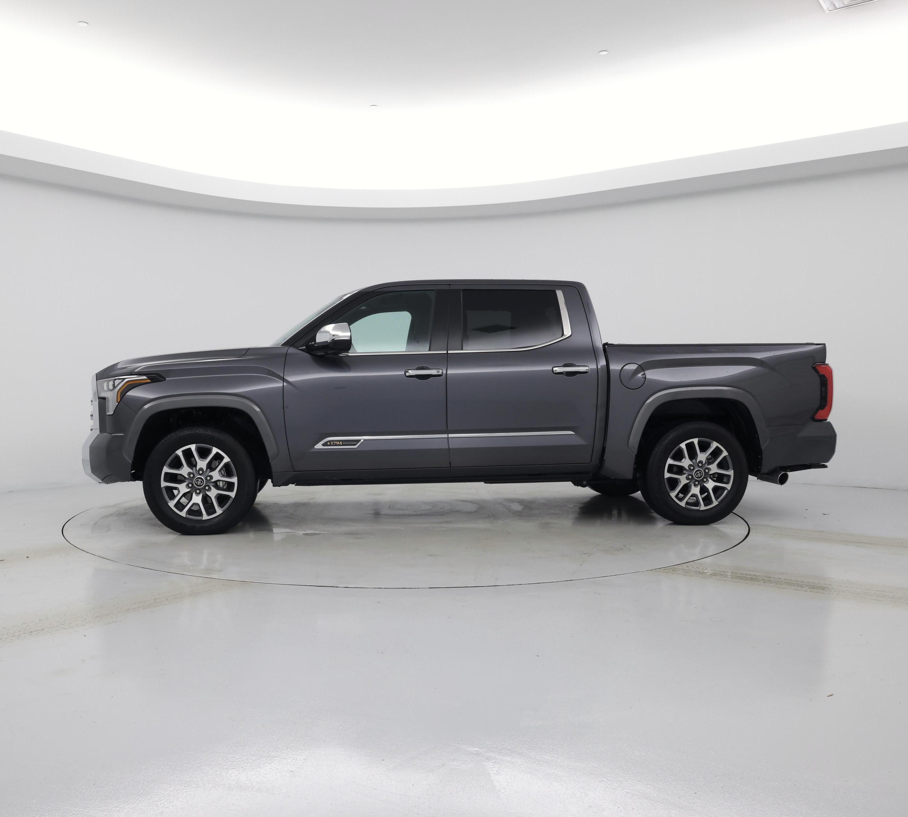 Thumbnail: 2024 Toyota Tundra - 3