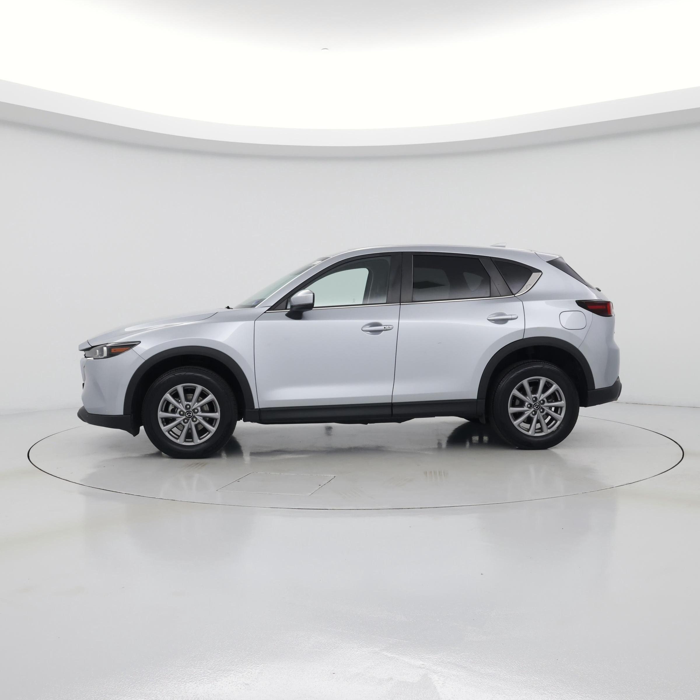 Thumbnail: 2023 Mazda CX-5 - 3