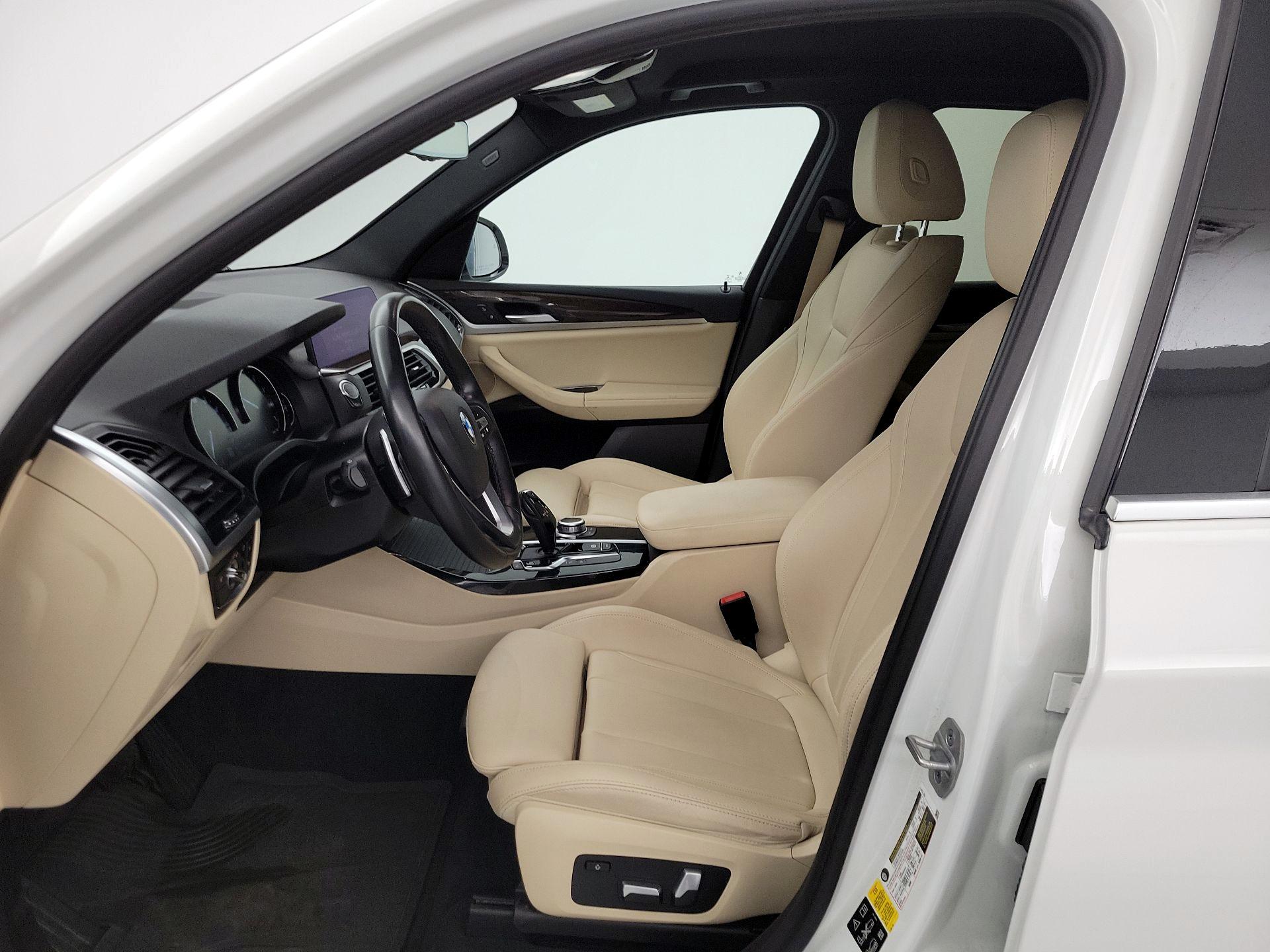 Thumbnail: 2021 BMW X3 - 11