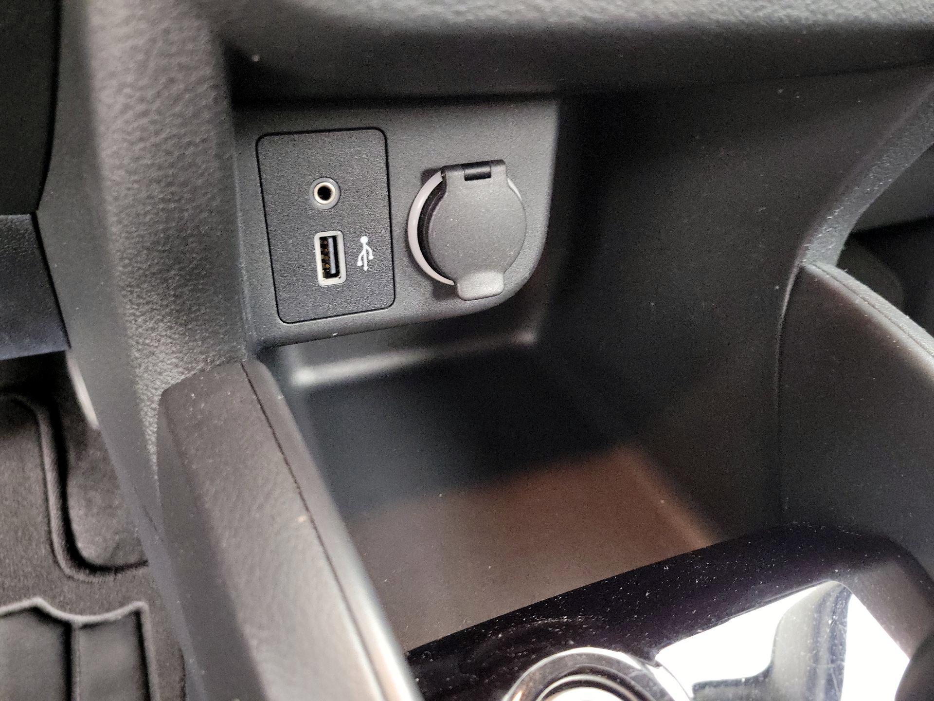 Thumbnail: 2022 Nissan Kicks - 18