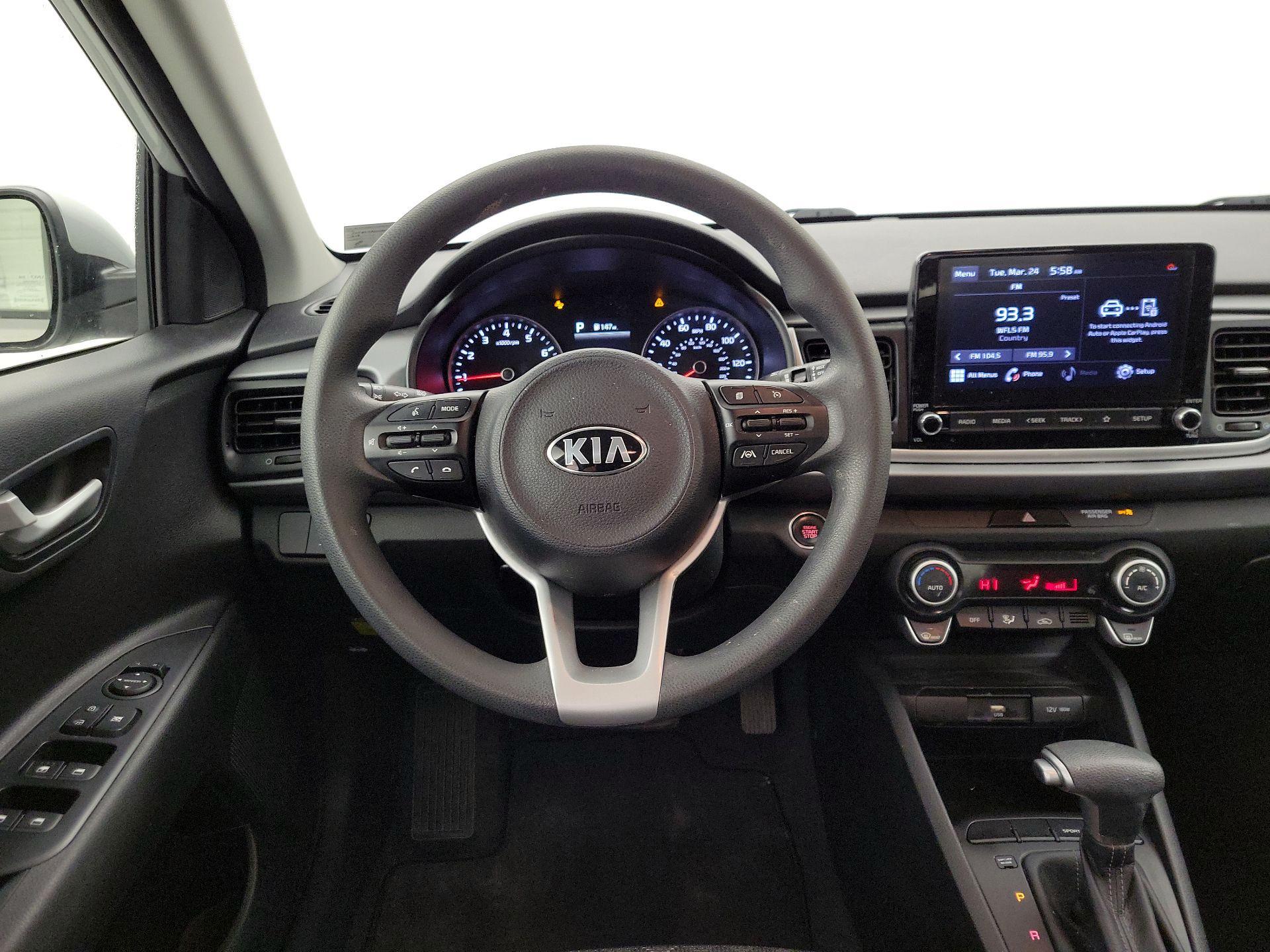 Thumbnail: 2021 Kia Rio - 10