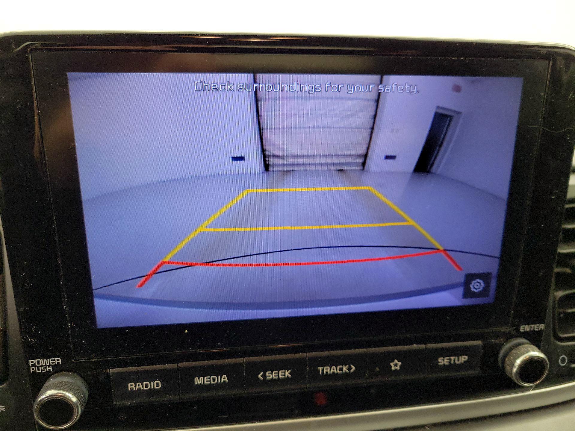 Thumbnail: 2021 Kia Rio - 14