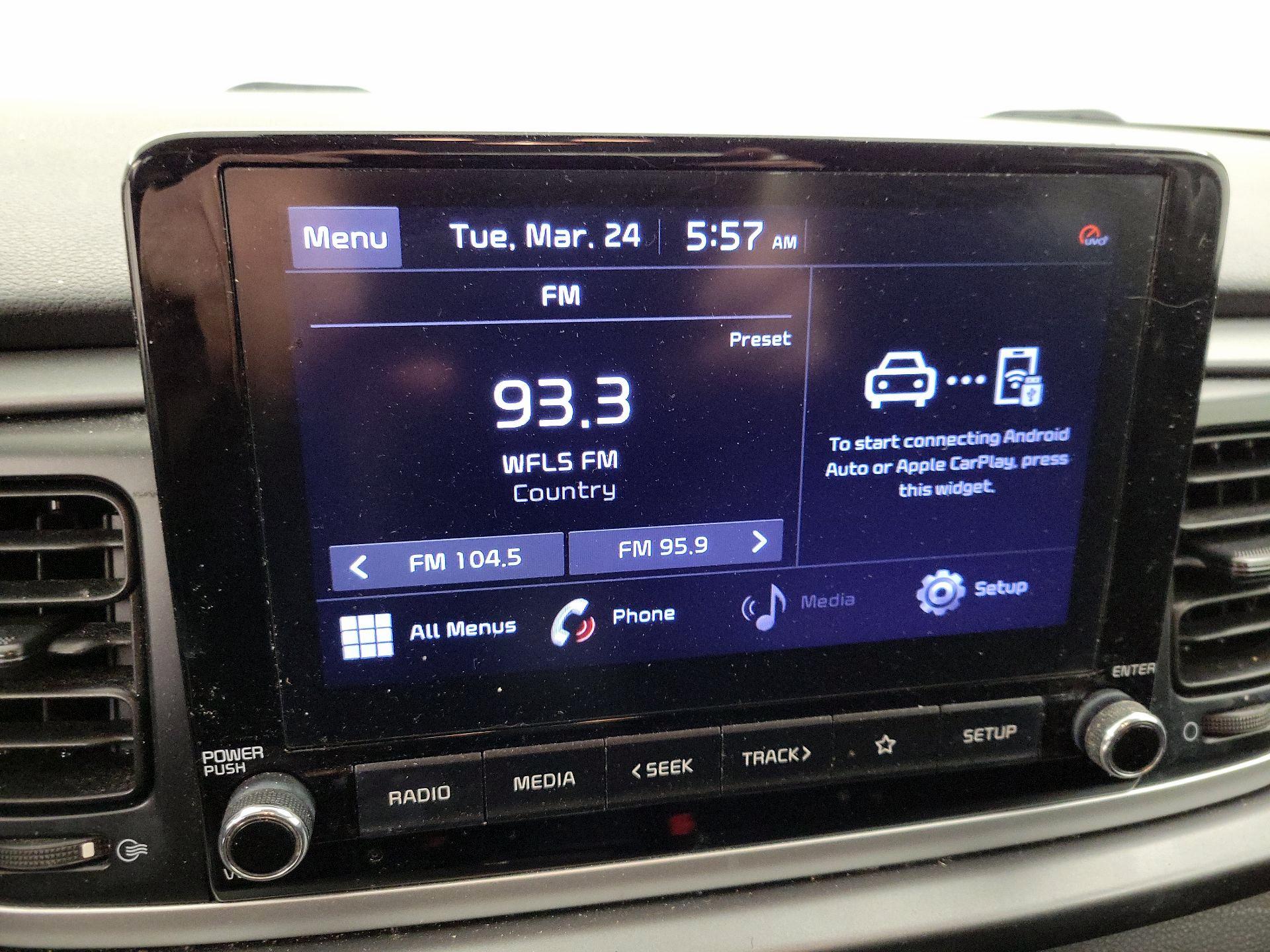 Thumbnail: 2021 Kia Rio - 15