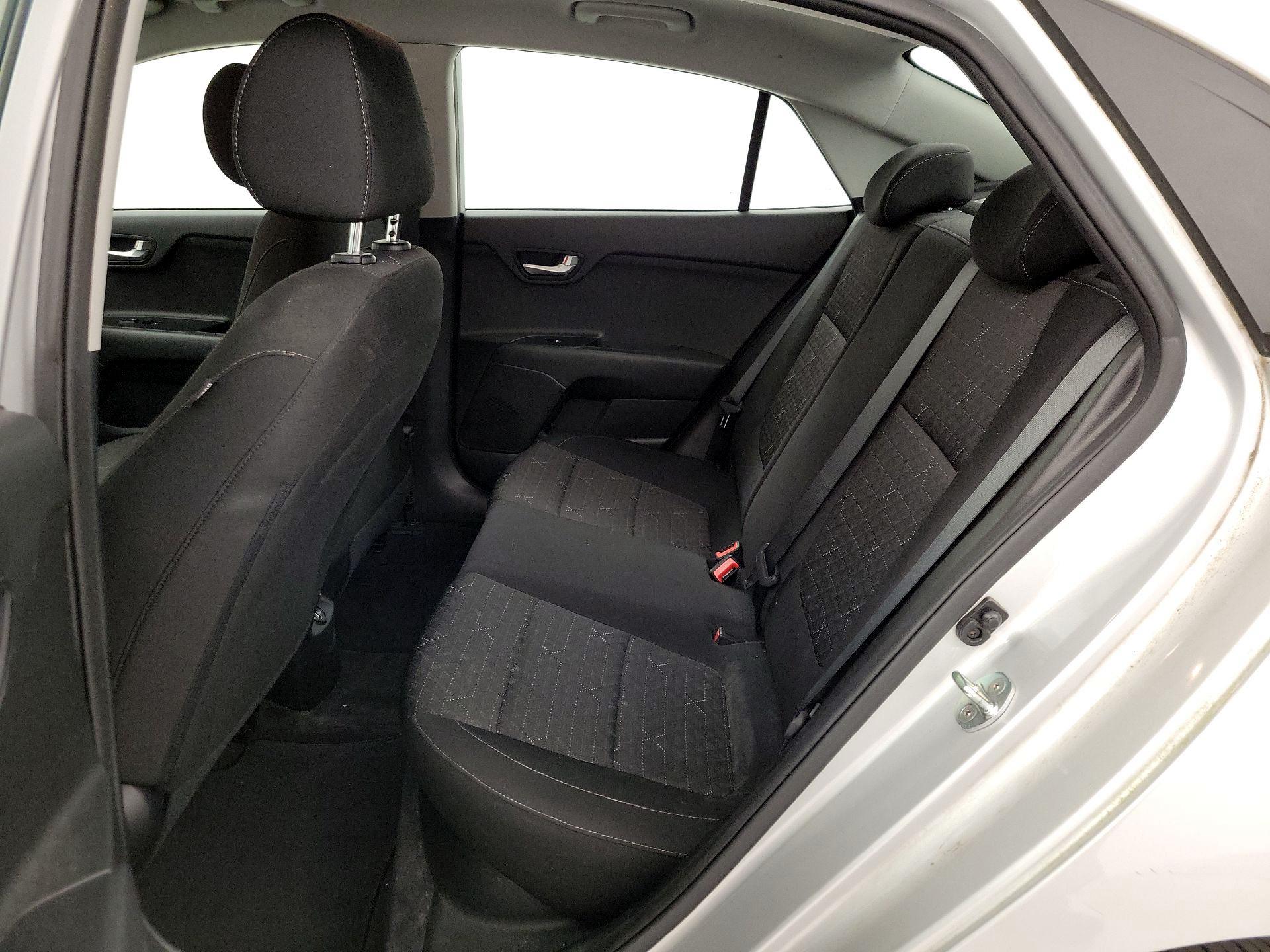 Thumbnail: 2021 Kia Rio - 19