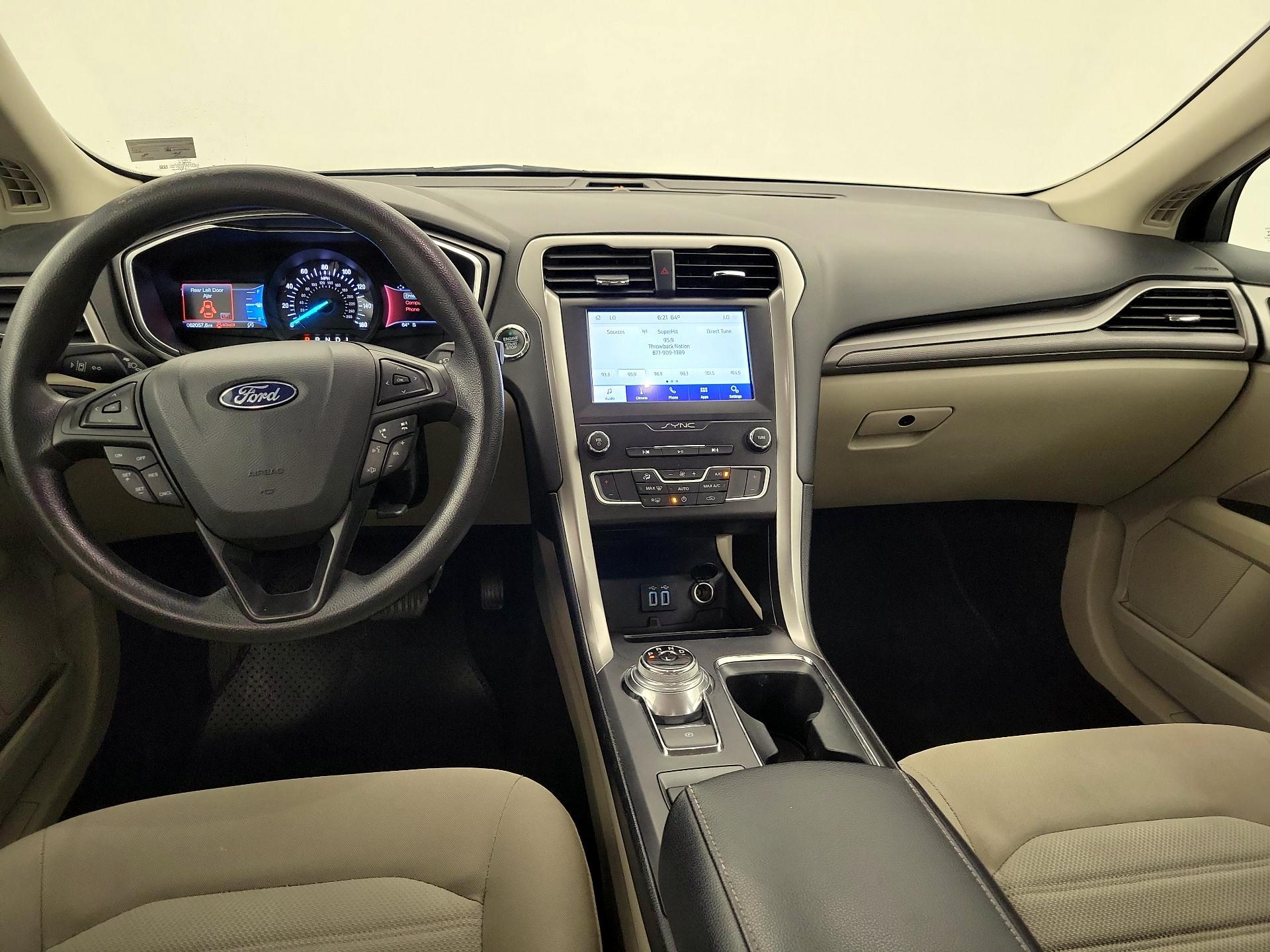 Thumbnail: 2020 Ford Fusion - 9