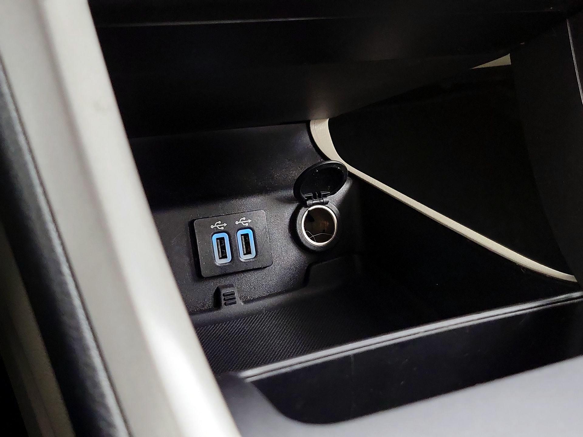 Thumbnail: 2020 Ford Fusion - 18