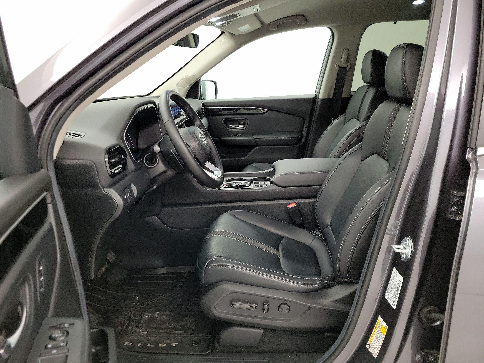 Thumbnail: 2025 Honda Pilot - 11