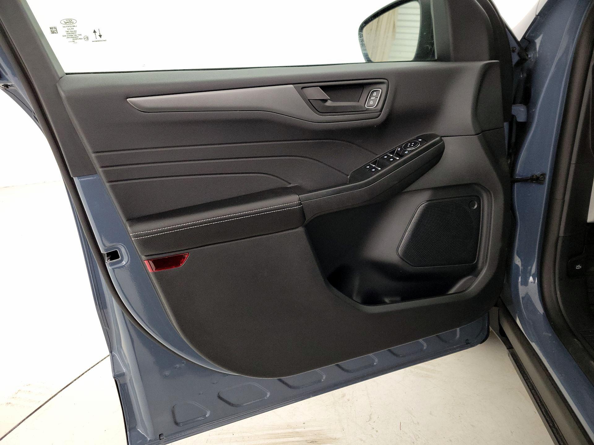 Thumbnail: 2025 Ford Escape - 12