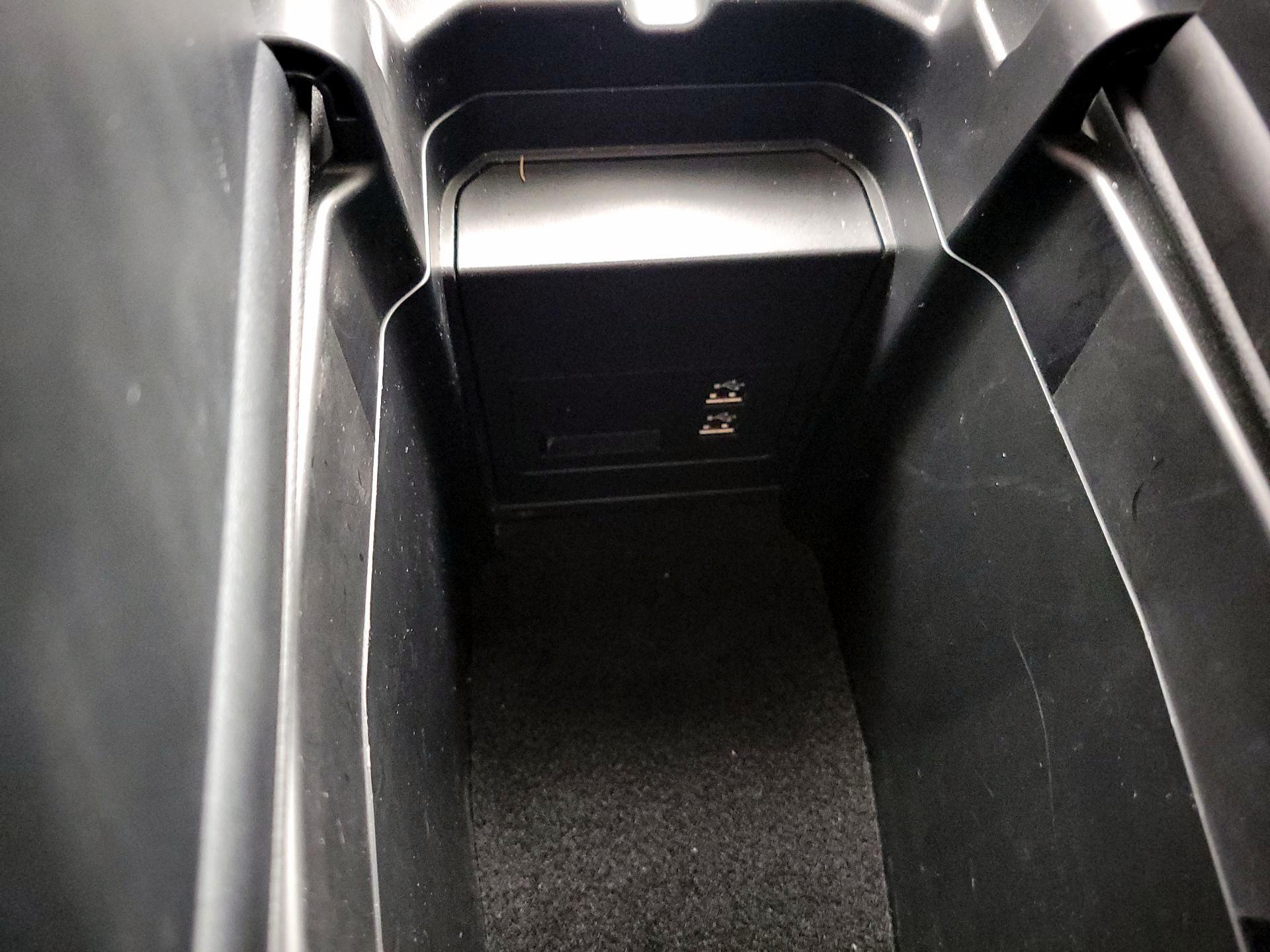 Thumbnail: 2023 Mazda CX-50 - 18