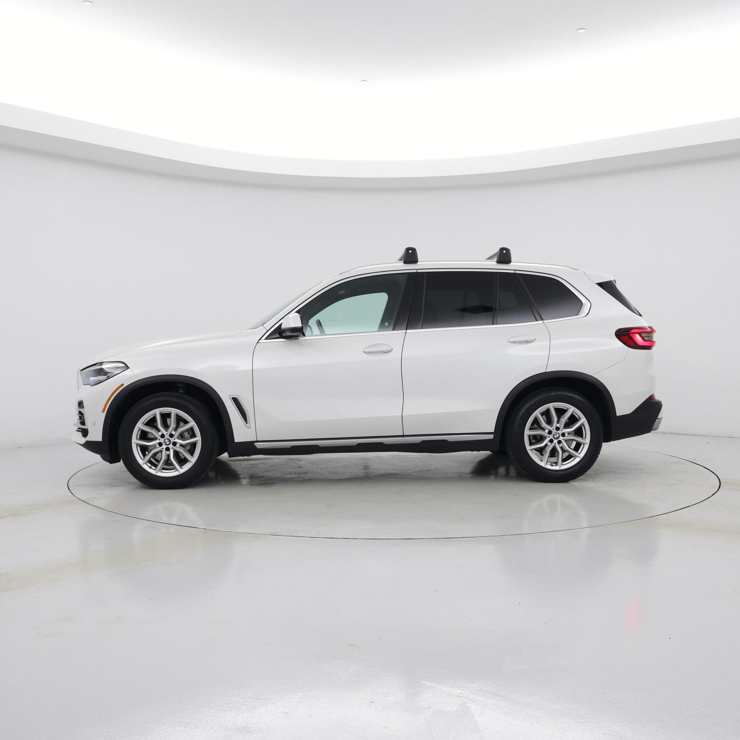 Thumbnail: 2022 BMW X5 - 3