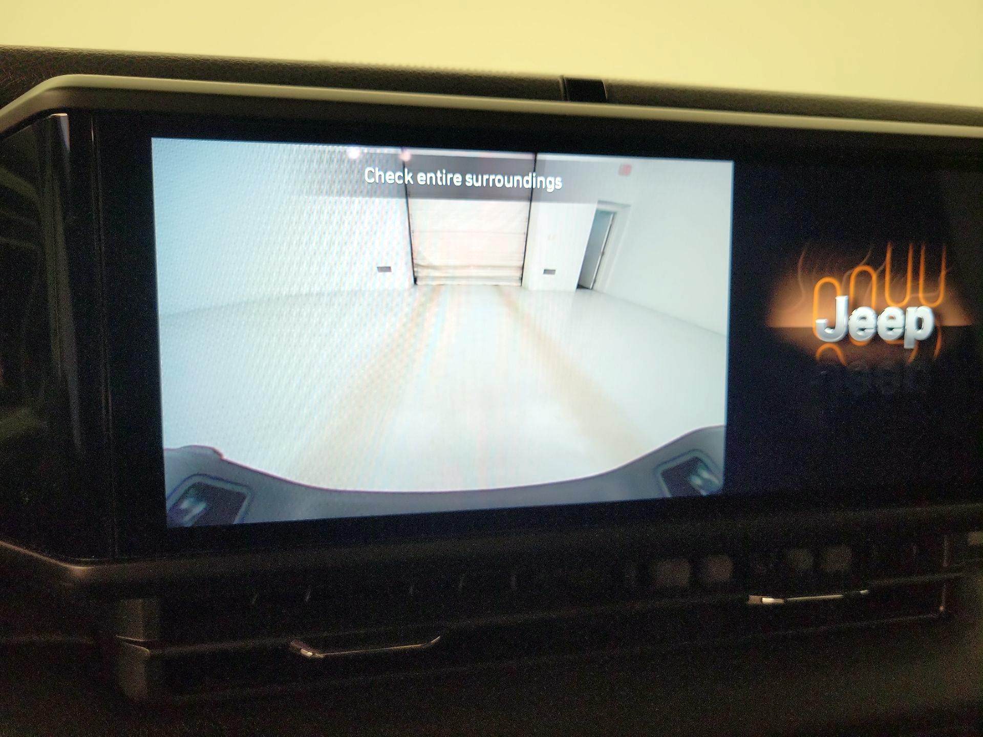 Thumbnail: 2025 Jeep Gladiator - 14