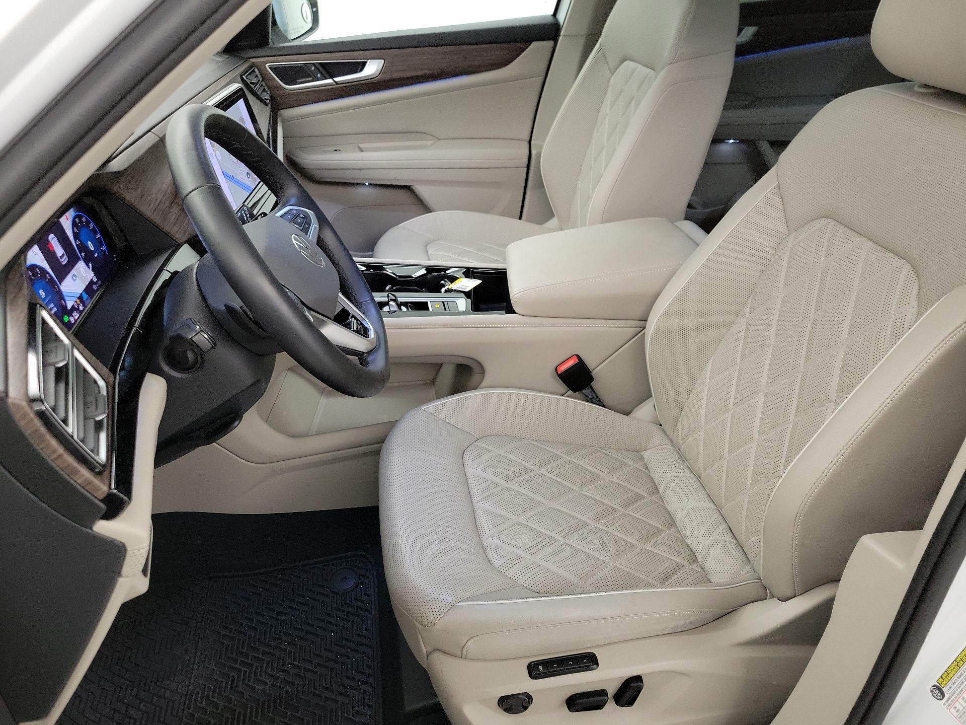 Thumbnail: 2024 Volkswagen Atlas - 11