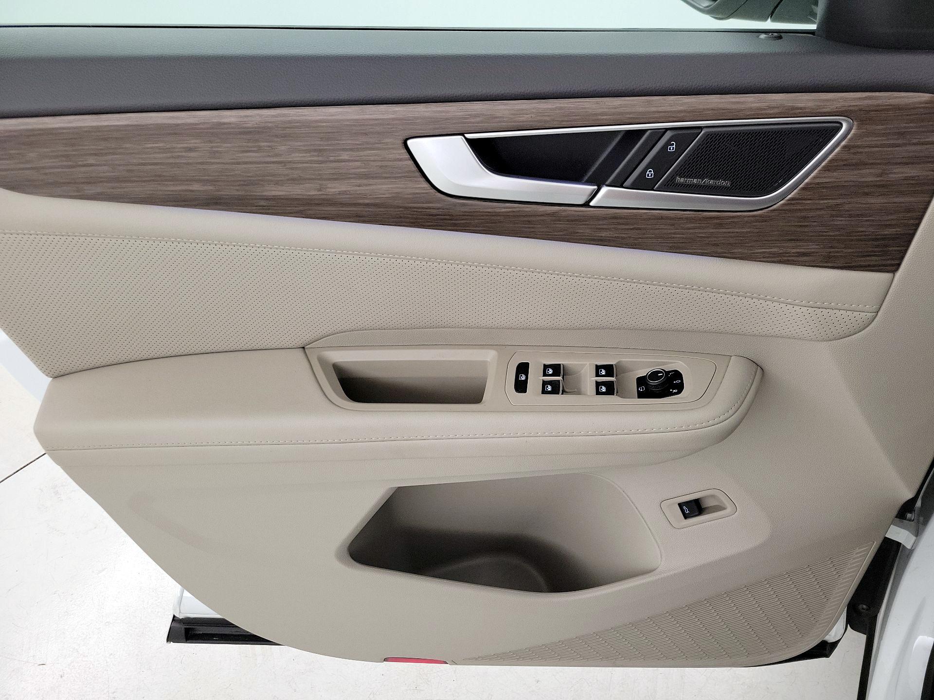 Thumbnail: 2024 Volkswagen Atlas - 12