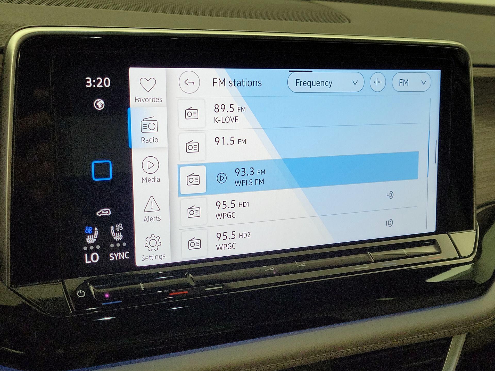 Thumbnail: 2024 Volkswagen Atlas - 16